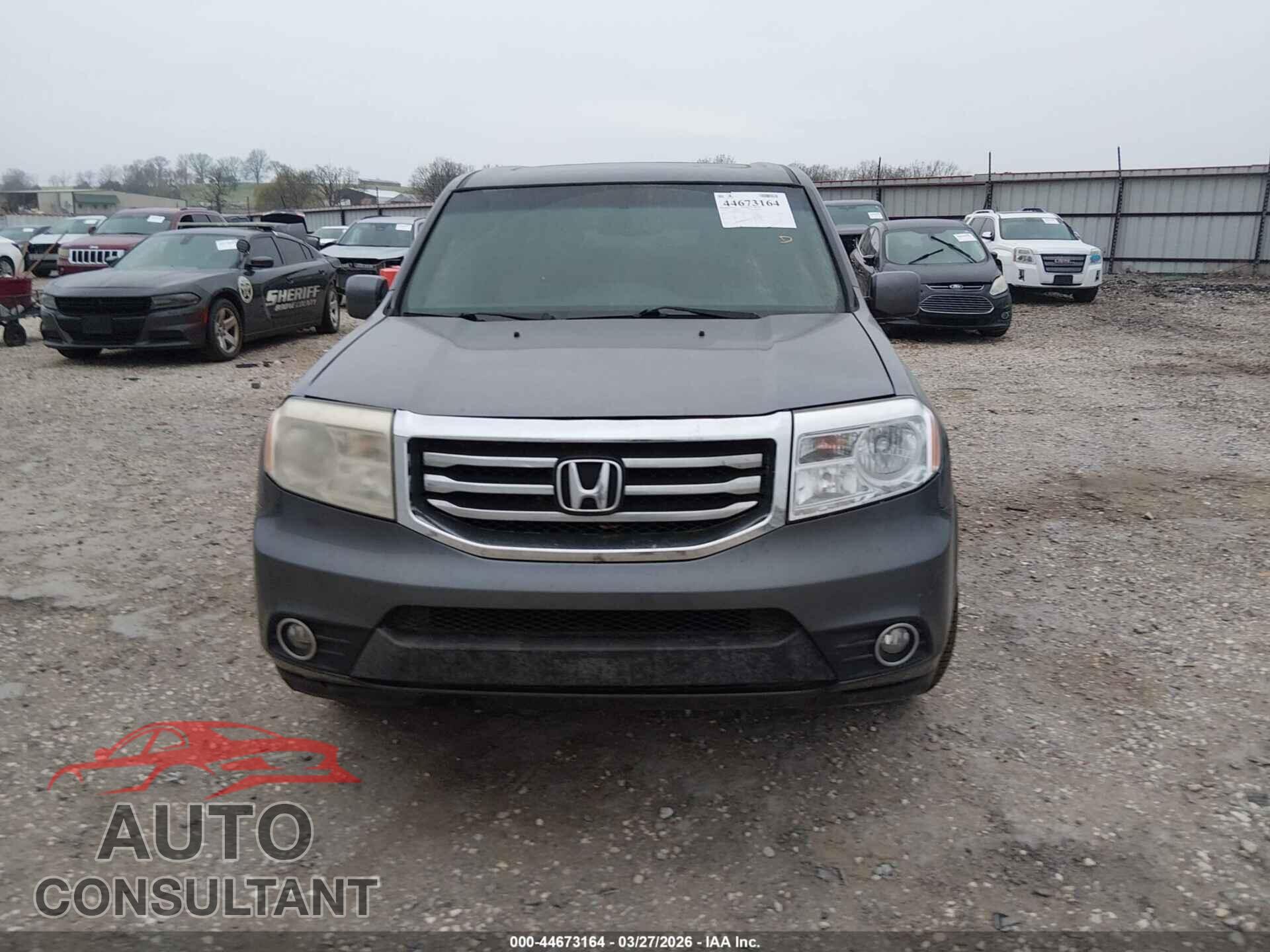 HONDA PILOT 2015 - 5FNYF4H70FB045931