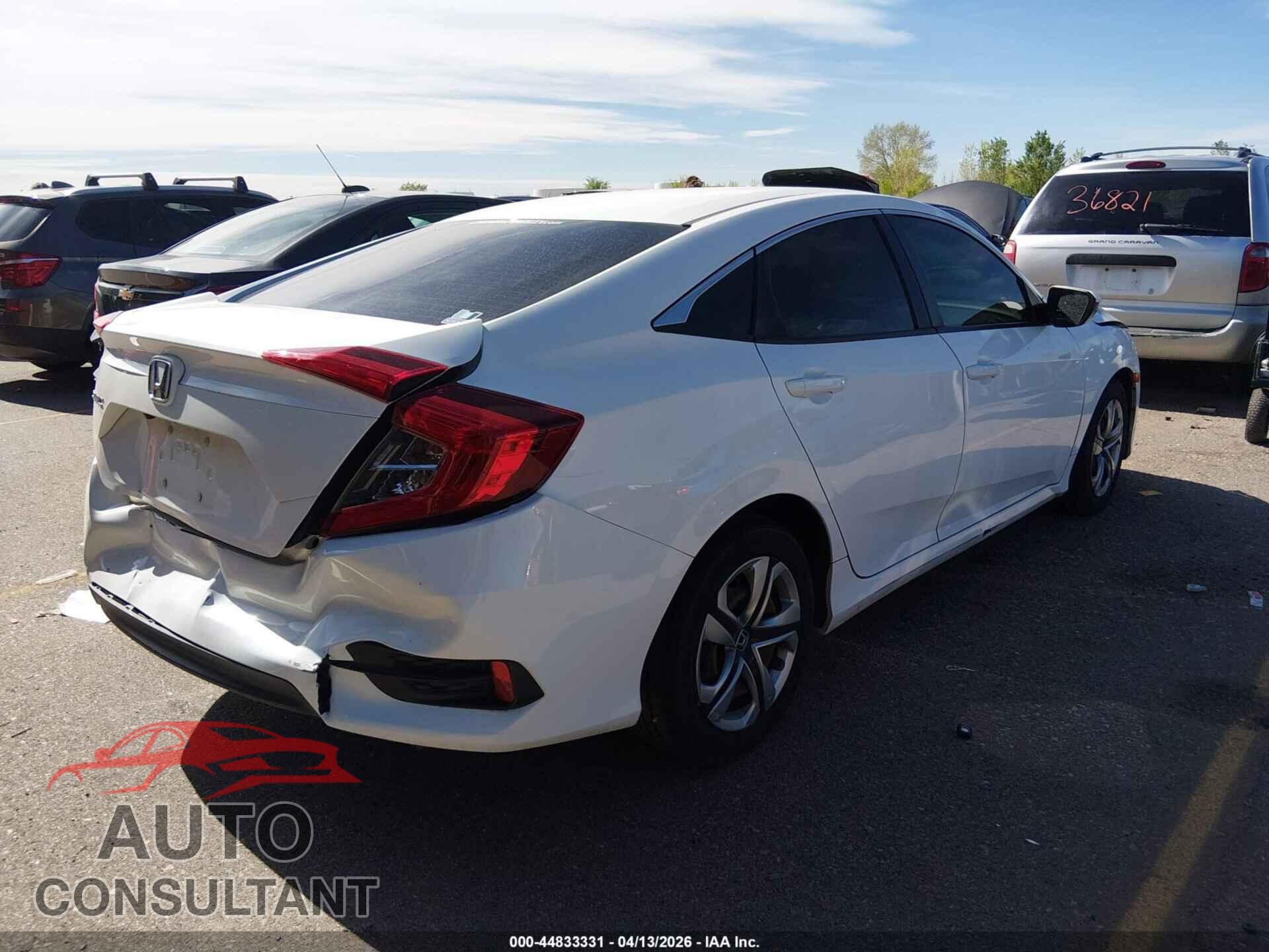 HONDA CIVIC 2018 - 2HGFC2F55JH601743