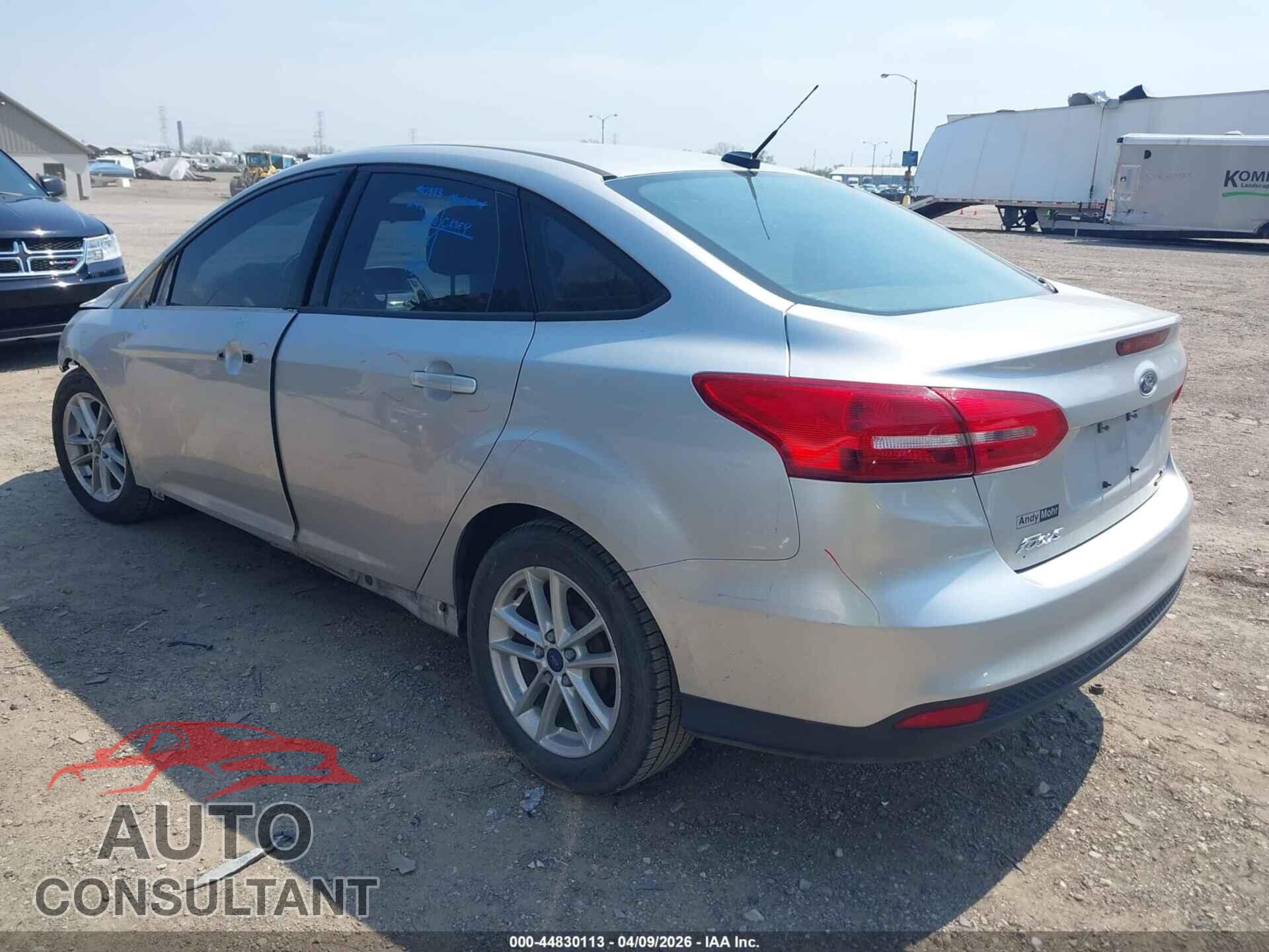 FORD FOCUS 2015 - 1FADP3F25FL263024