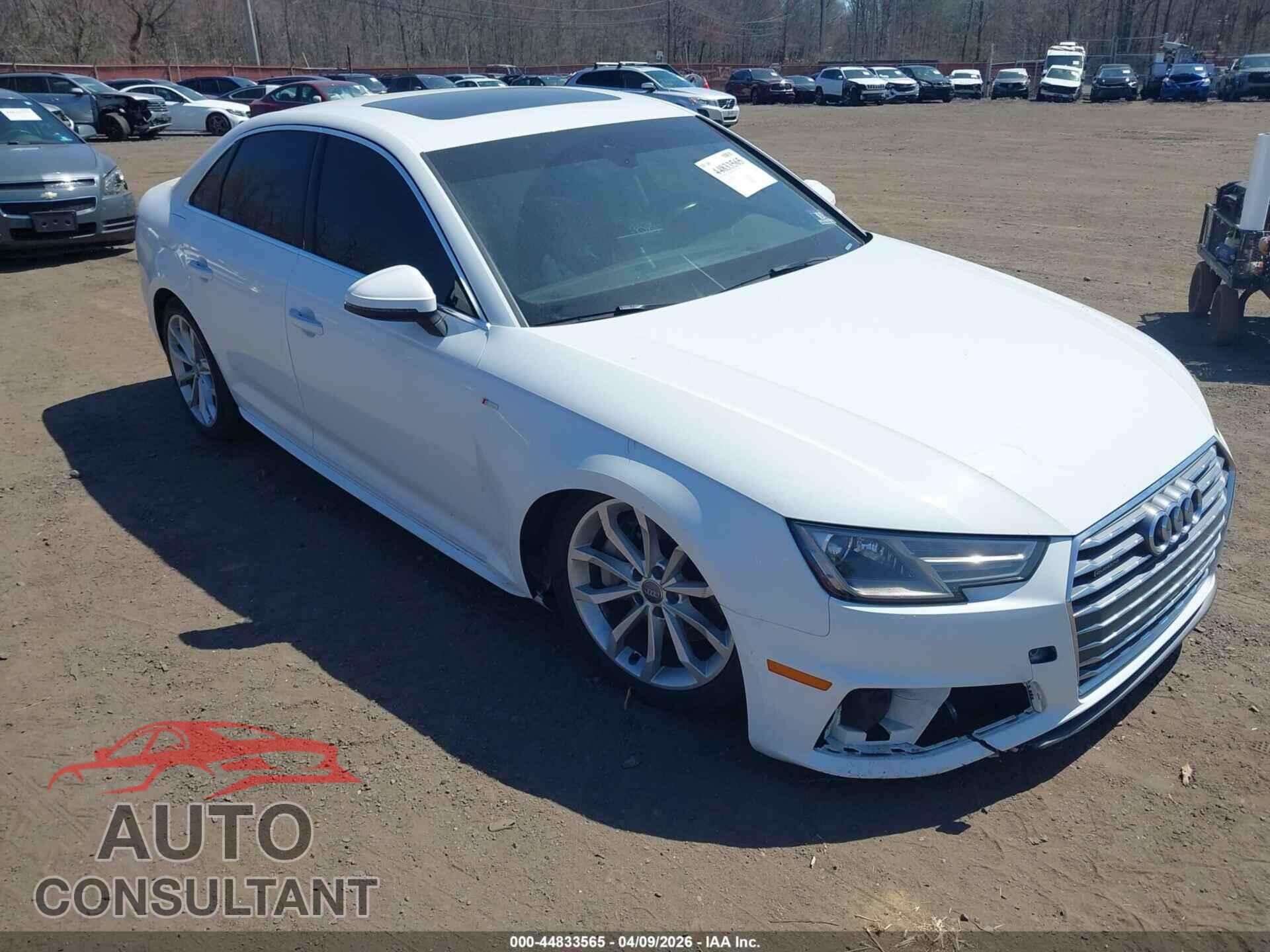 AUDI A4 2019 - WAUDNAF49KN005235