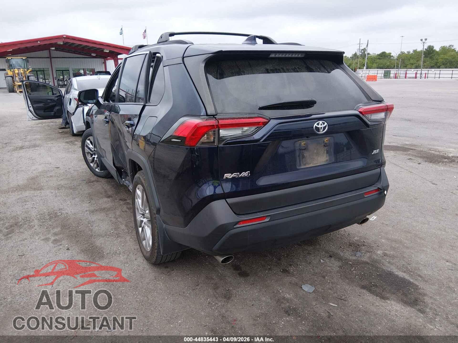 TOYOTA RAV4 2019 - JTMC1RFVXKD016901