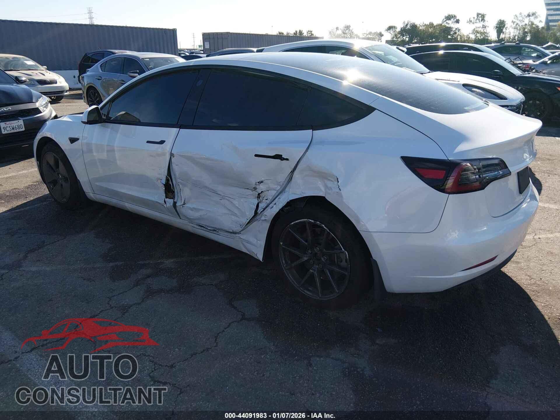 TESLA MODEL 3 2023 - 5YJ3E1EA2PF435491