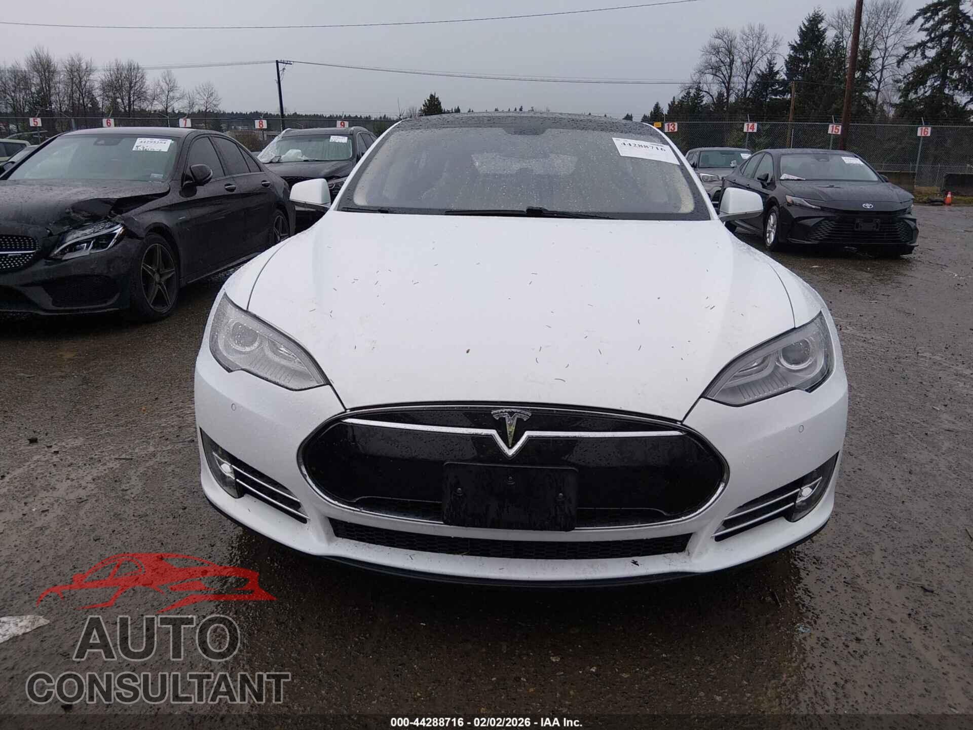 TESLA MODEL S 2014 - 5YJSA1H15EFP40094