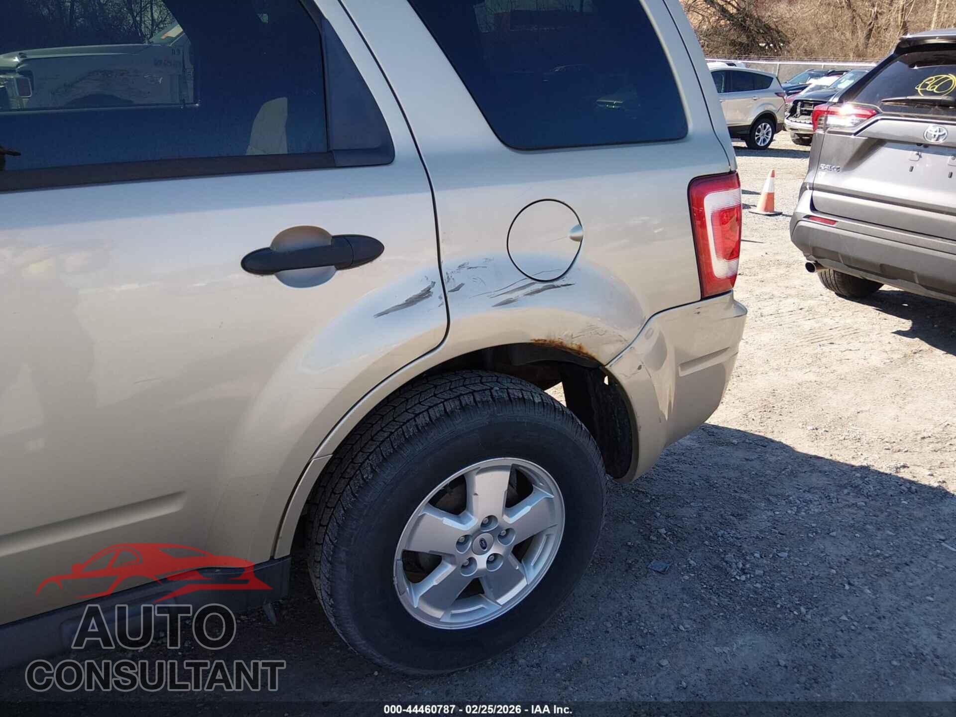 FORD ESCAPE 2011 - 1FMCU0D76BKB47399