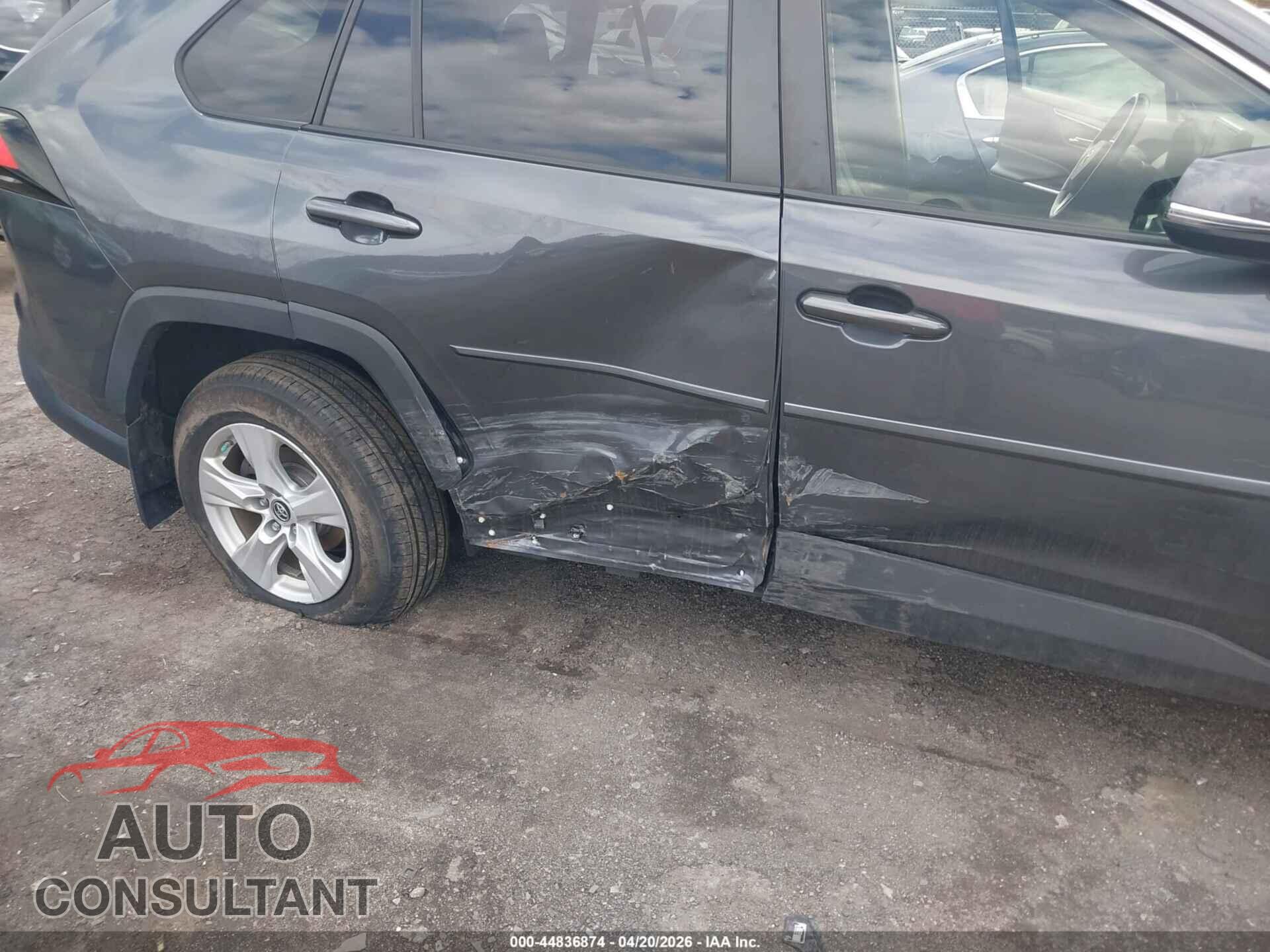 TOYOTA RAV4 2019 - JTMP1RFV6KD023457