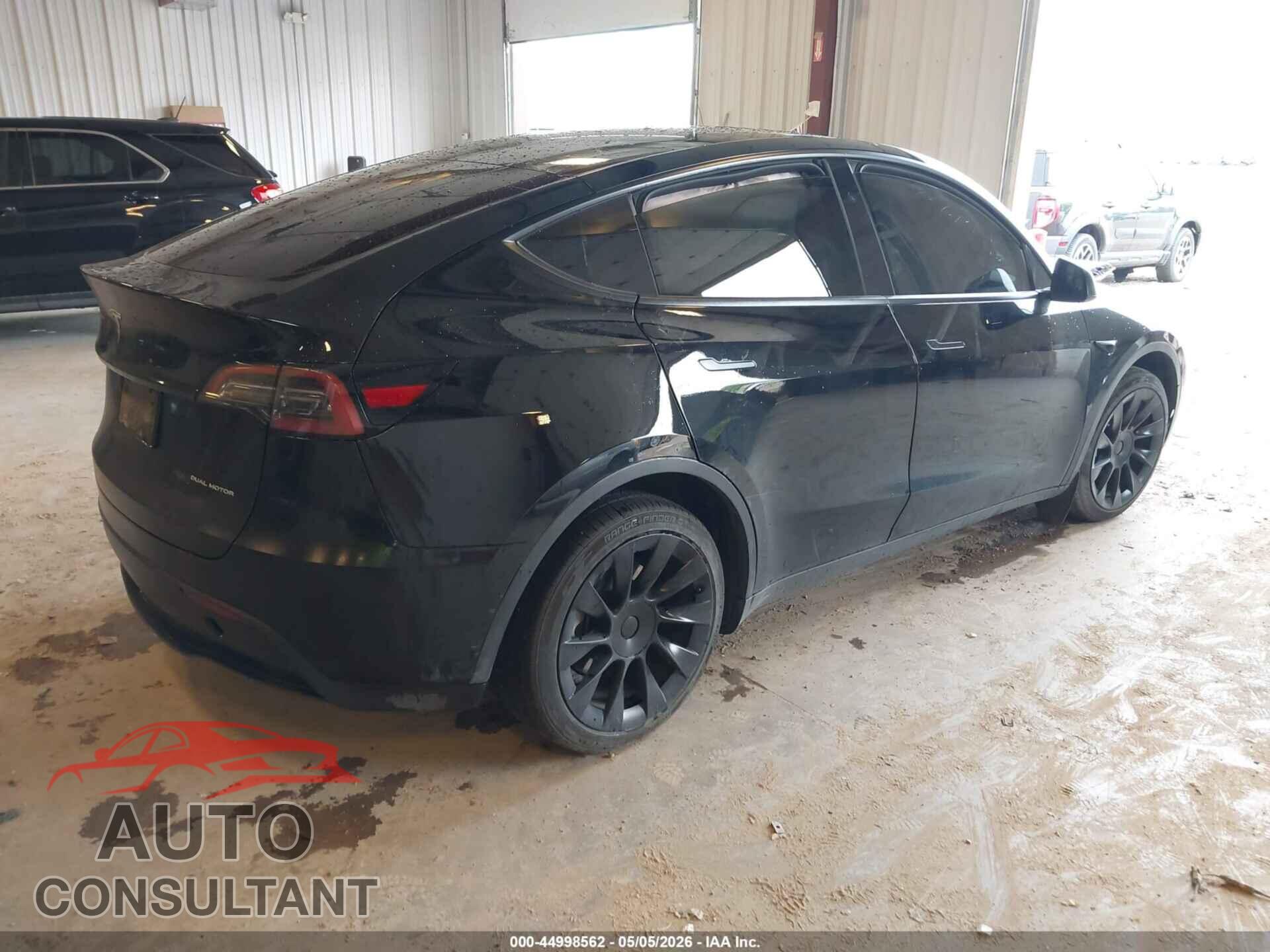TESLA MODEL Y 2023 - 7SAYGDEE3PF838077