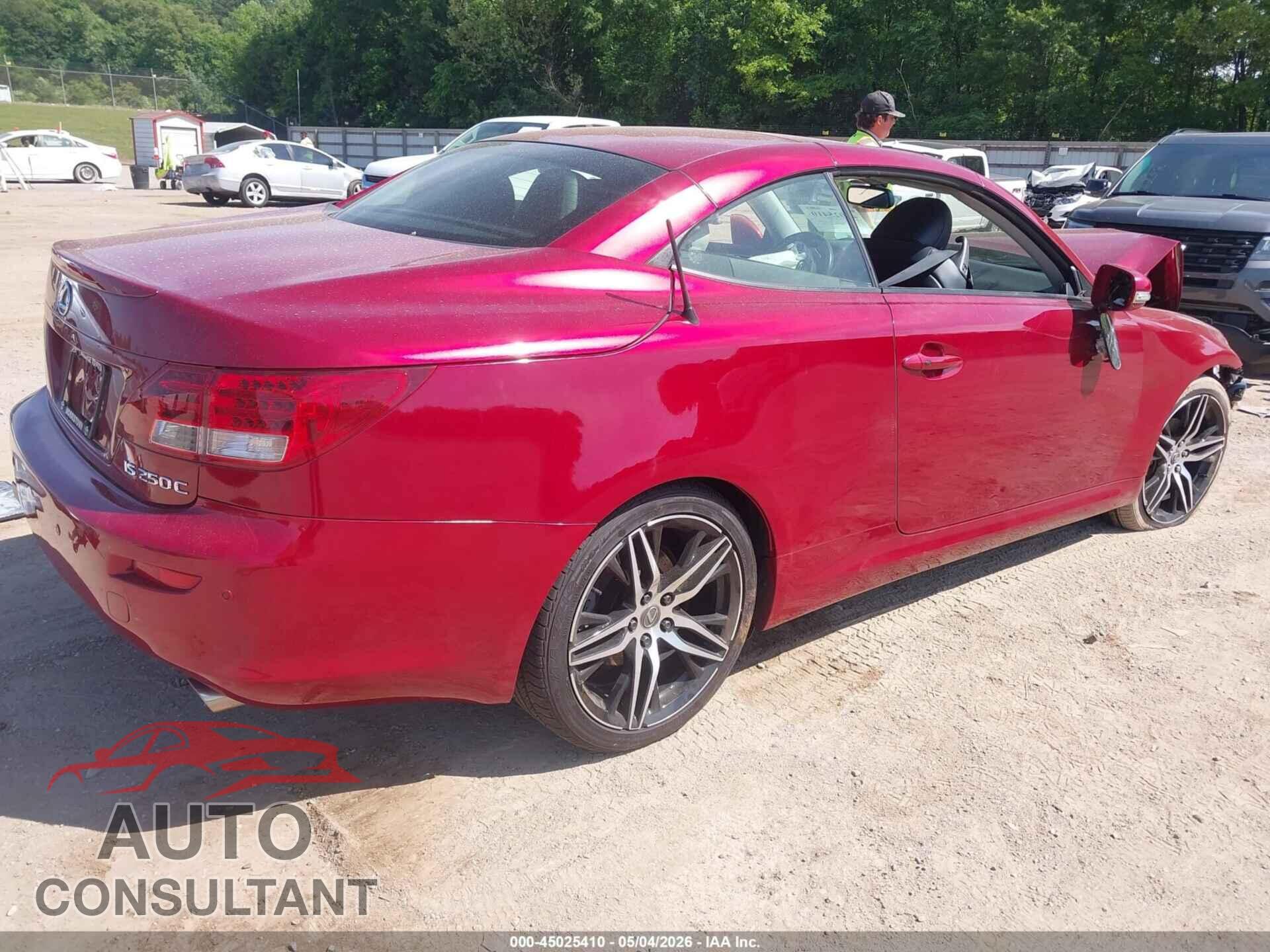 LEXUS IS 250C 2013 - JTHFF2C21D2529029