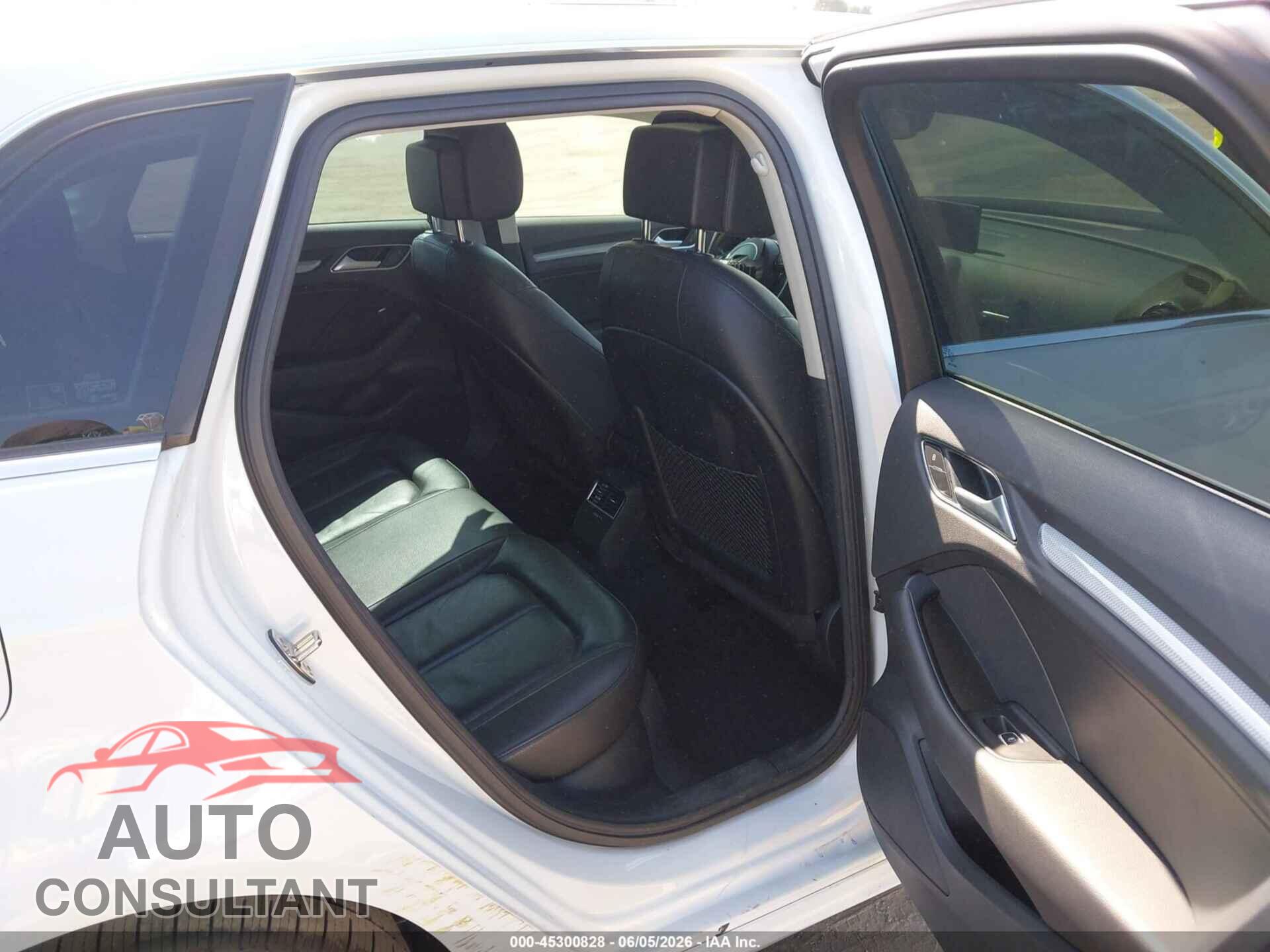 AUDI A3 E-TRON 2016 - WAUTPBFF7GA027665