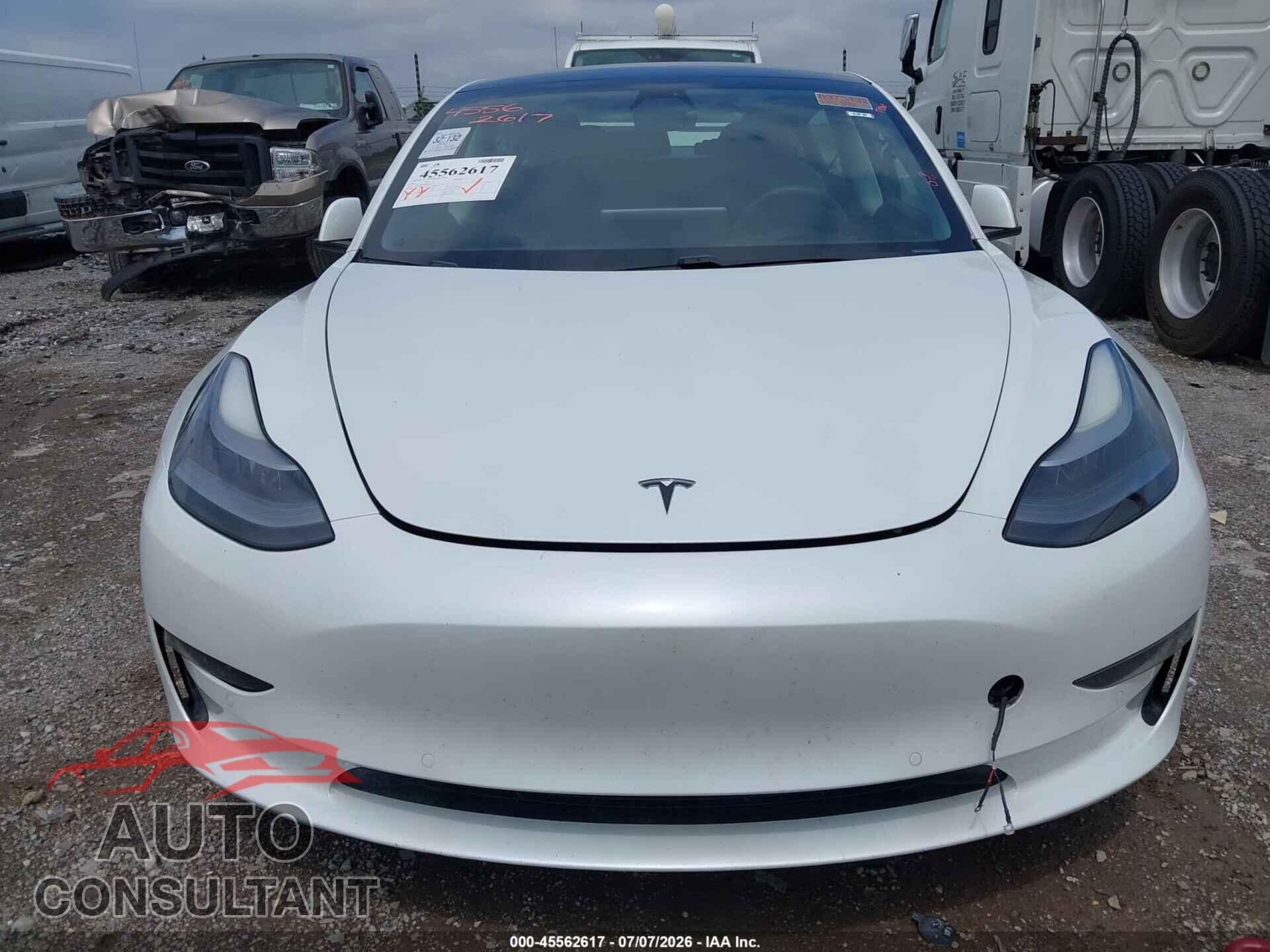 TESLA MODEL 3 2021 - 5YJ3E1EB8MF015383