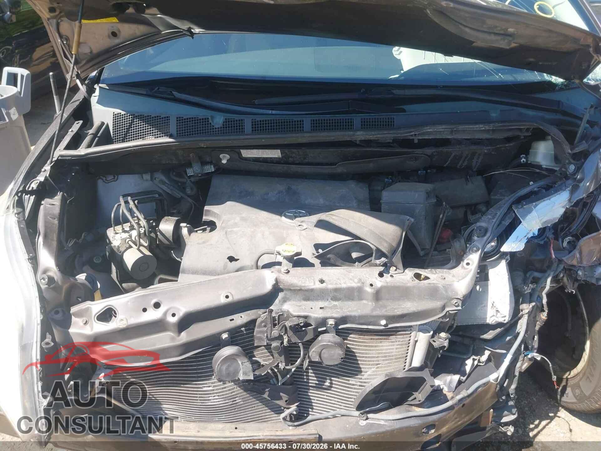 TOYOTA SIENNA 2013 - 5TDYK3DC8DS325484