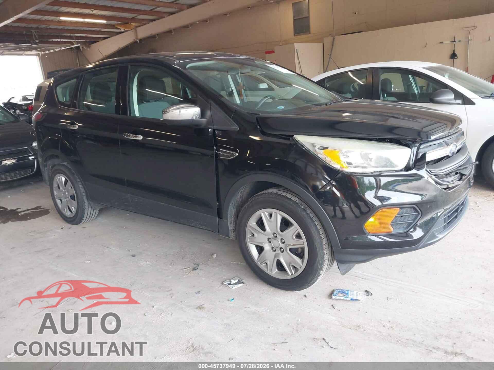 FORD ESCAPE 2017 - 1FMCU0F75HUB19507