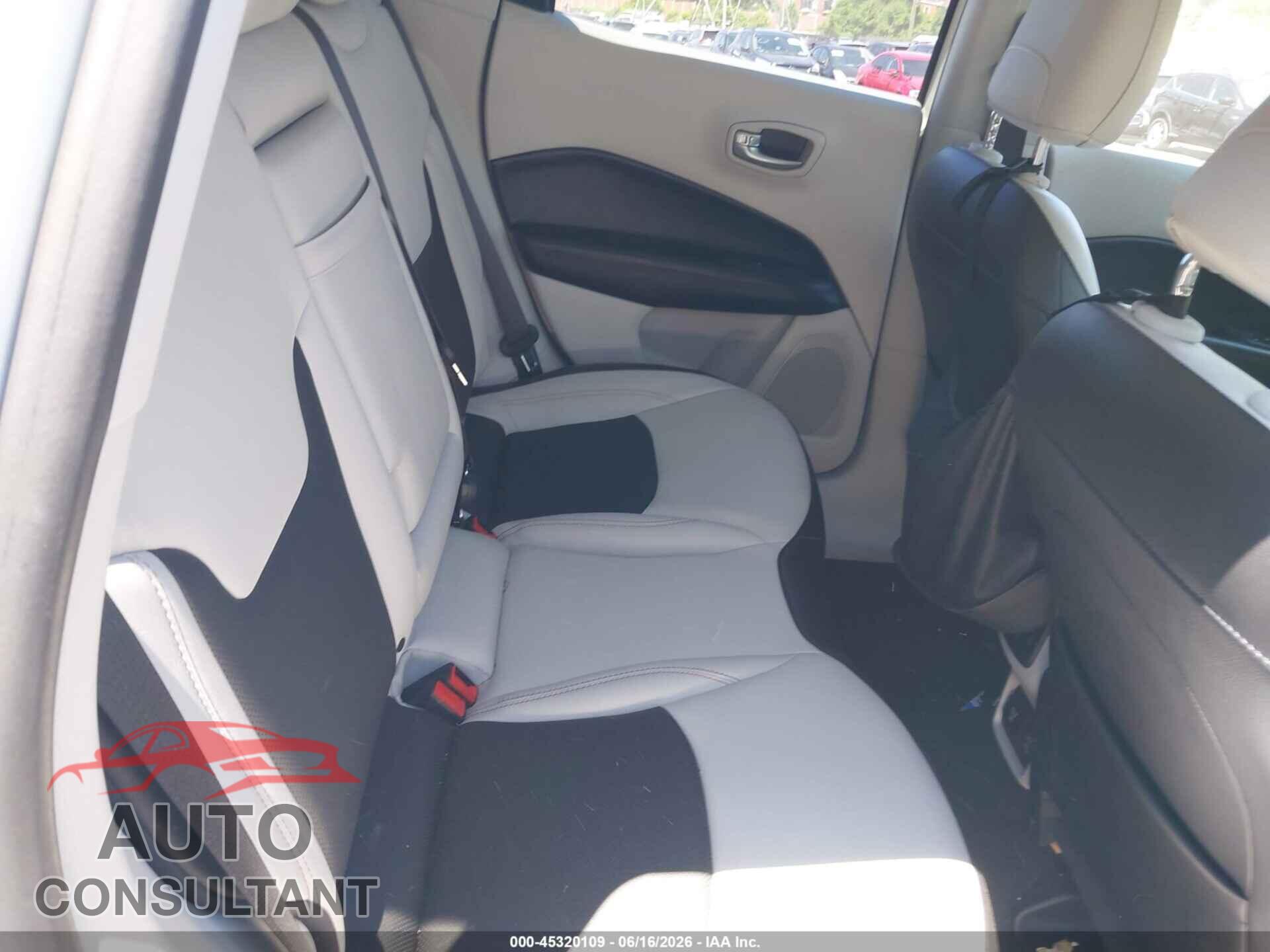 JEEP COMPASS 2020 - 3C4NJDCB0LT116703
