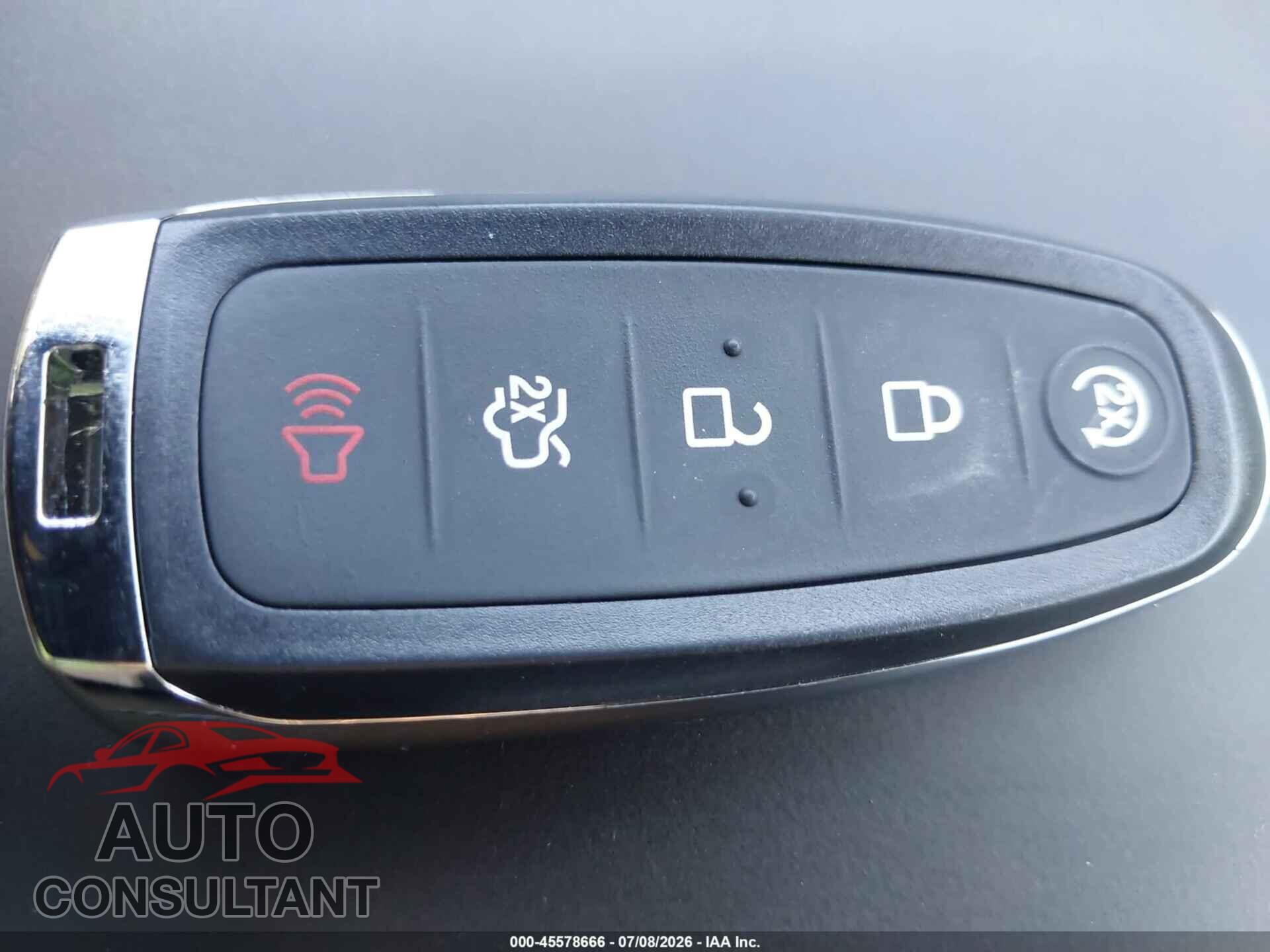 FORD TAURUS 2017 - 1FAHP2E83HG133594