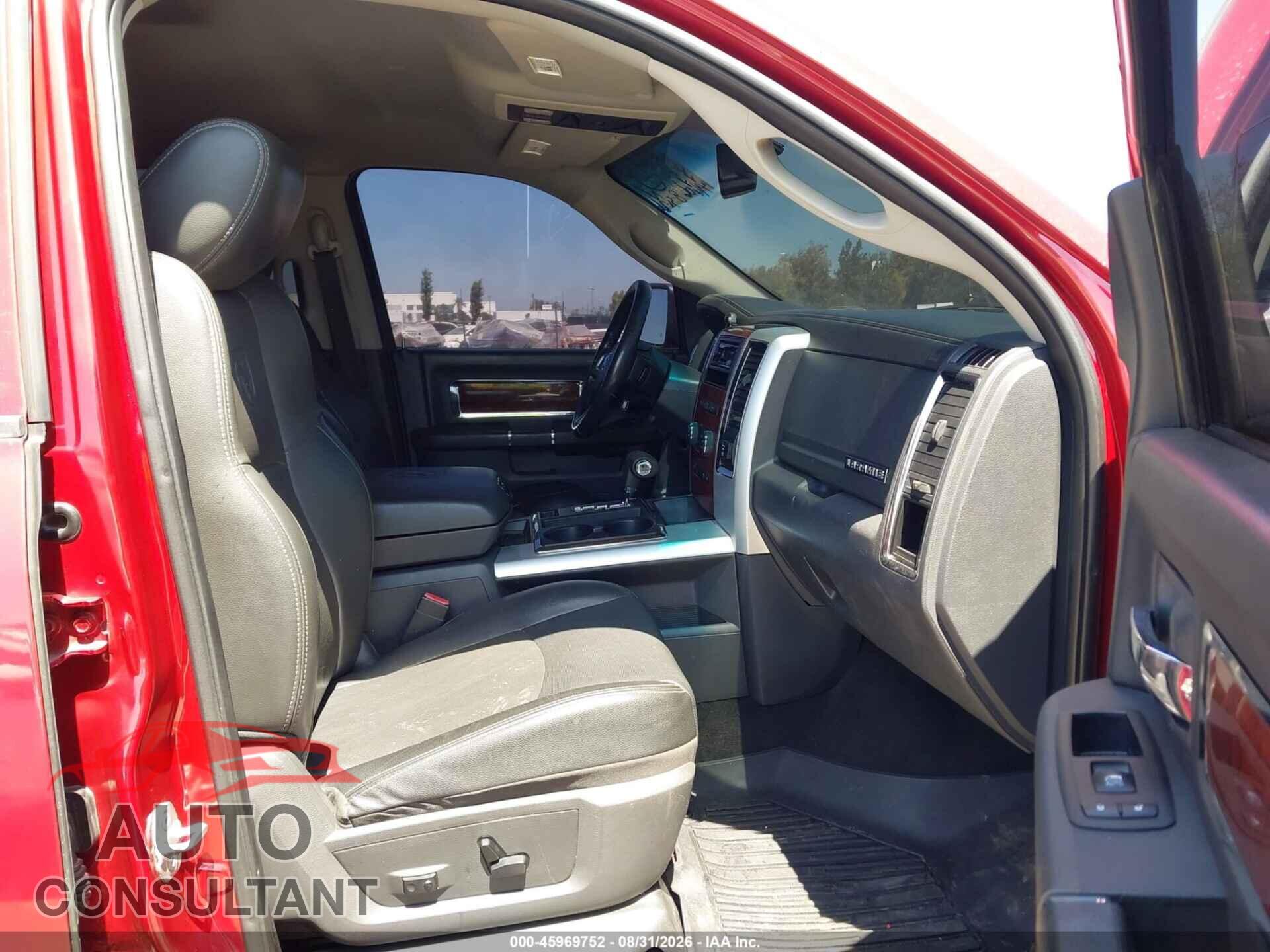 DODGE RAM 1500 2010 - 1D7RB1CT4AS155952
