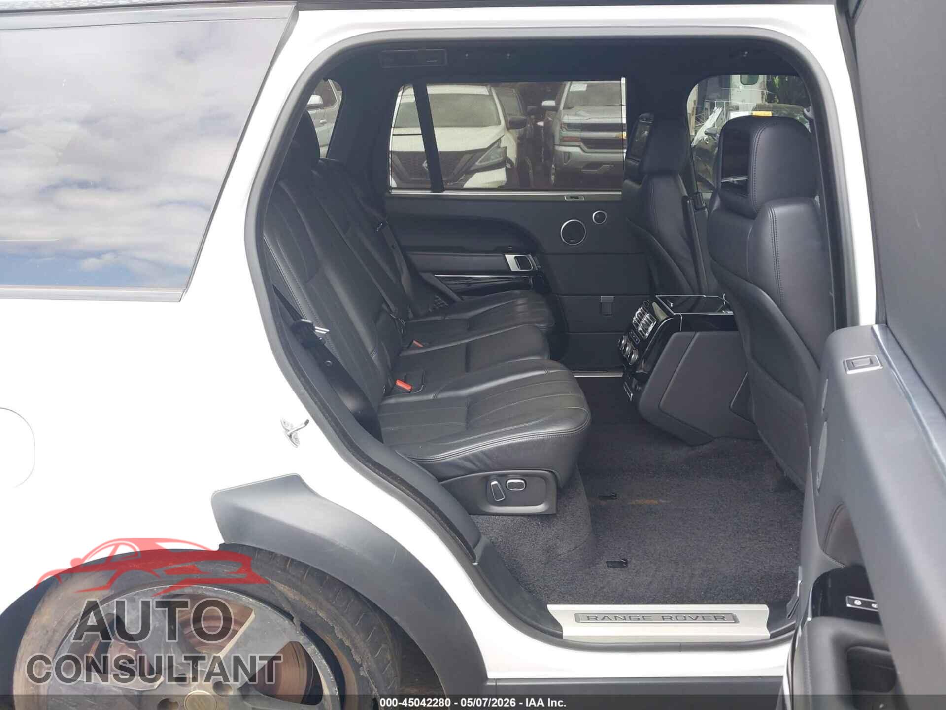 LAND ROVER RANGE ROVER 2015 - SALGS3TF0FA226514