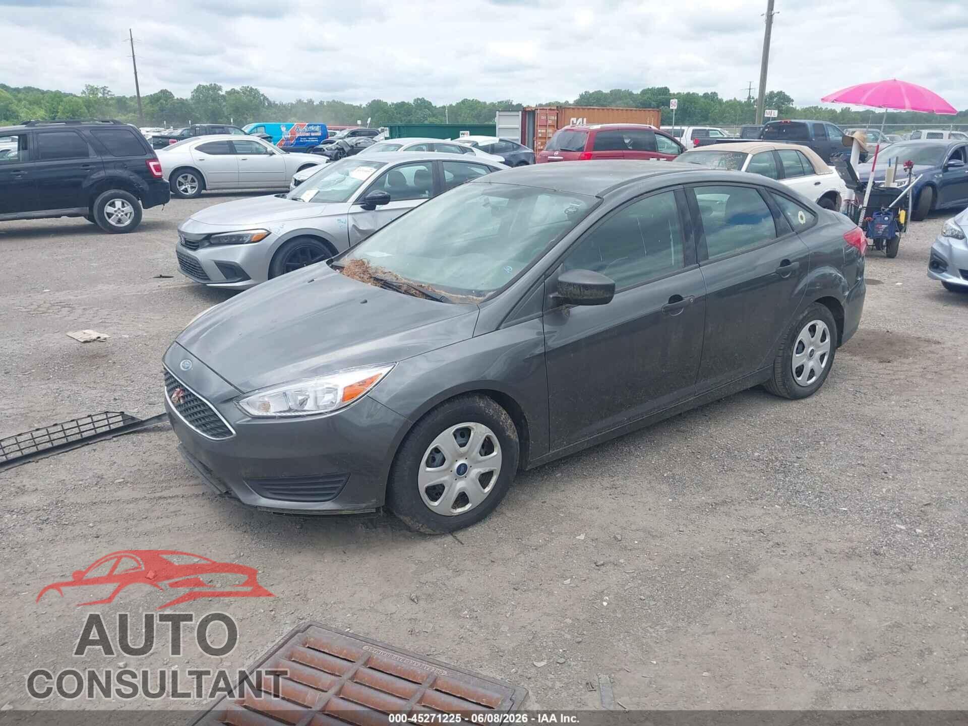 FORD FOCUS 2017 - 1FADP3E22HL322275