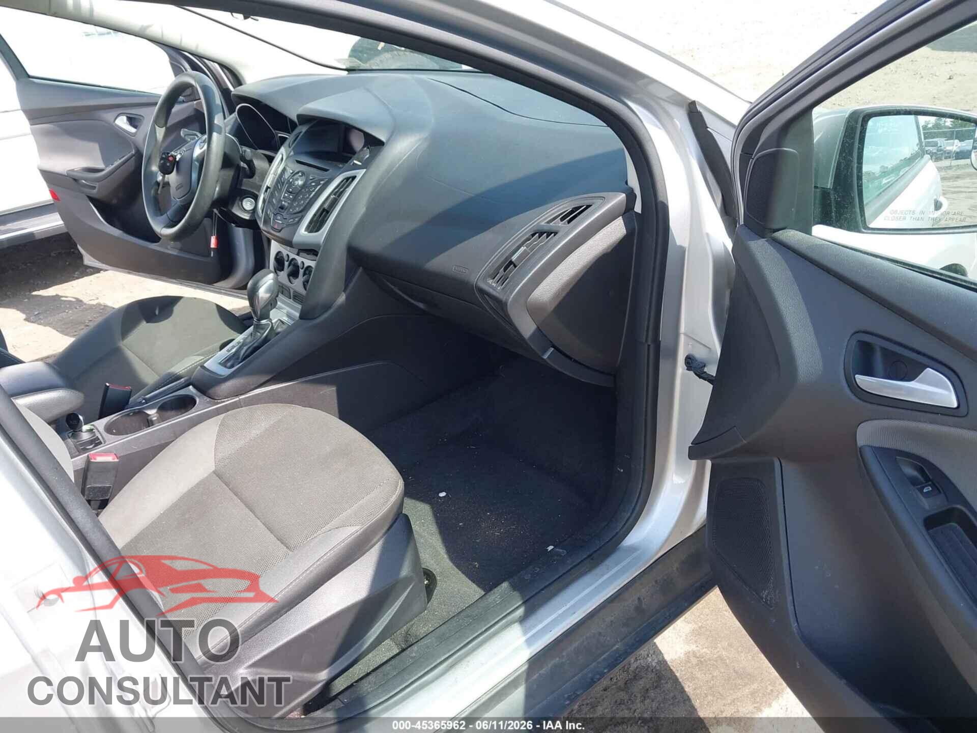 FORD FOCUS 2014 - 1FADP3F29EL124450
