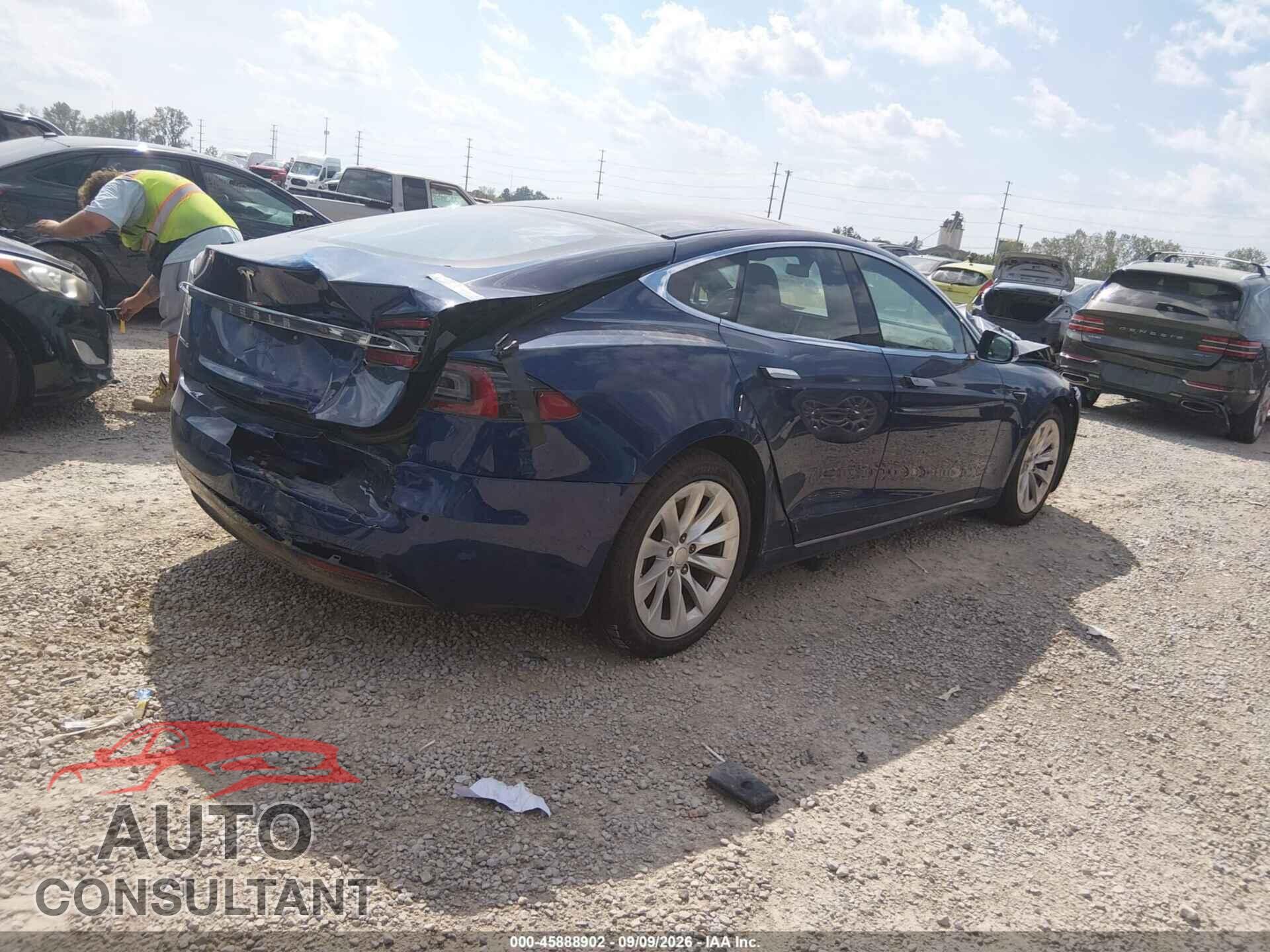 TESLA MODEL S 2017 - 5YJSA1E26HF186095