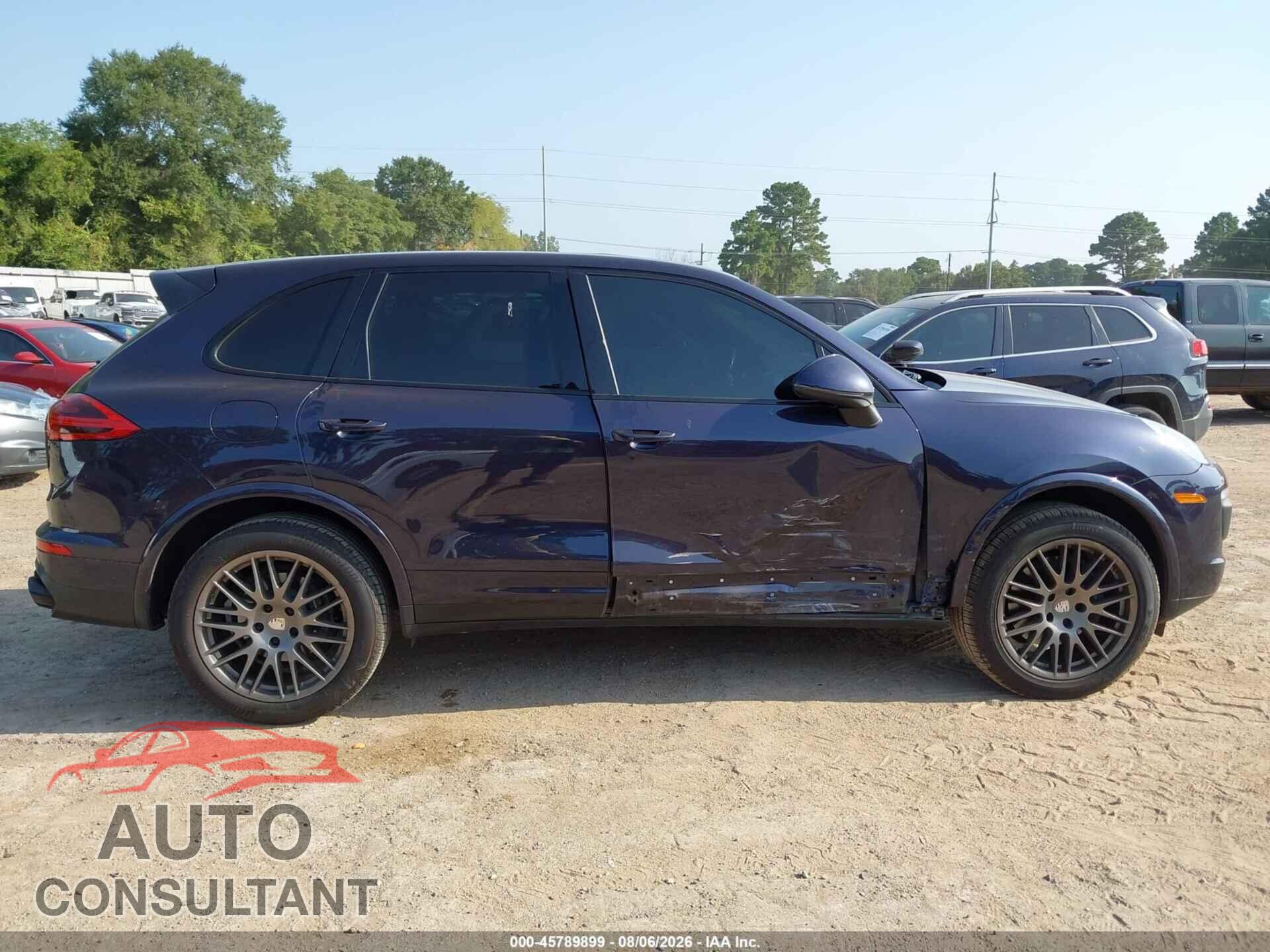 PORSCHE CAYENNE 2017 - WP1AA2A25HKA86191