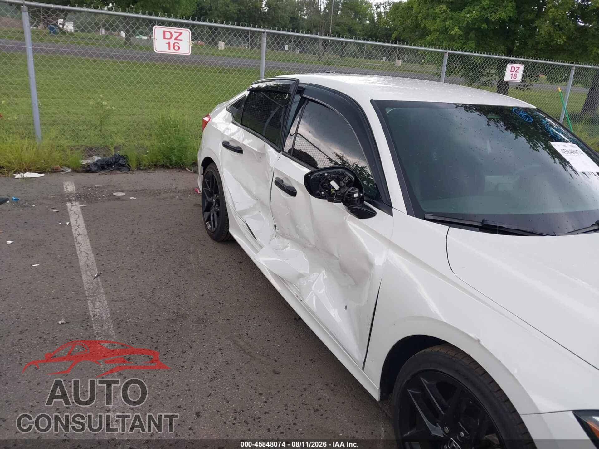 HONDA CIVIC 2024 - 2HGFE2F56RH596476
