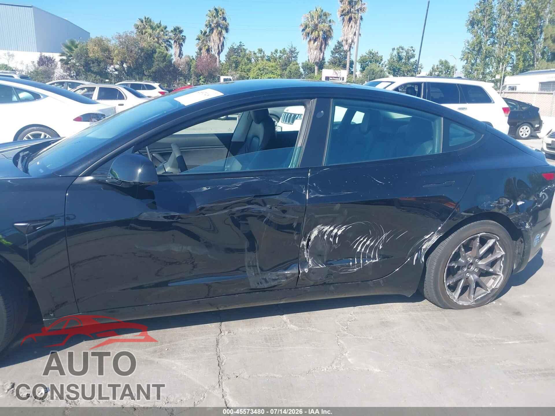 TESLA MODEL 3 2021 - 5YJ3E1EB4MF879525