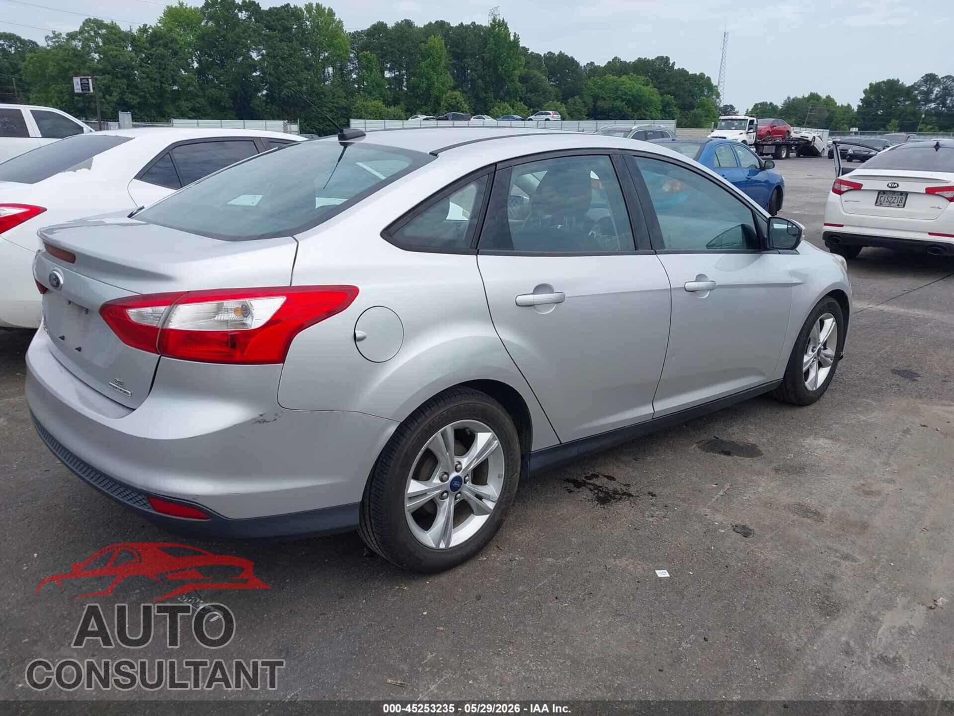 FORD FOCUS 2014 - 1FADP3F20EL301371