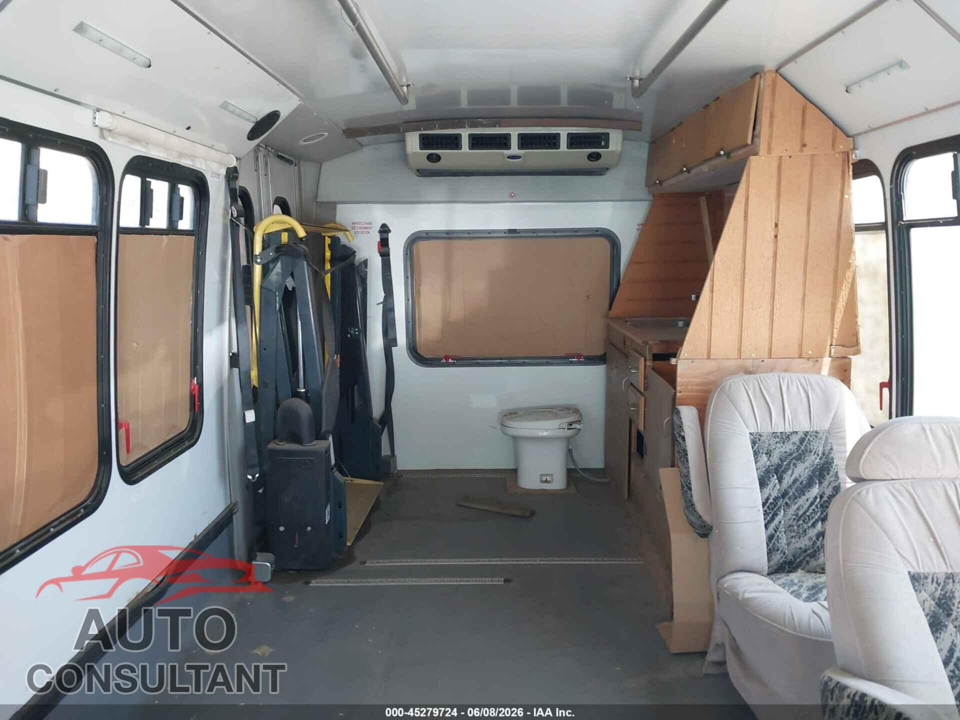 FORD E-450 CUTAWAY 2011 - 1FDFE4FS4BDB04736