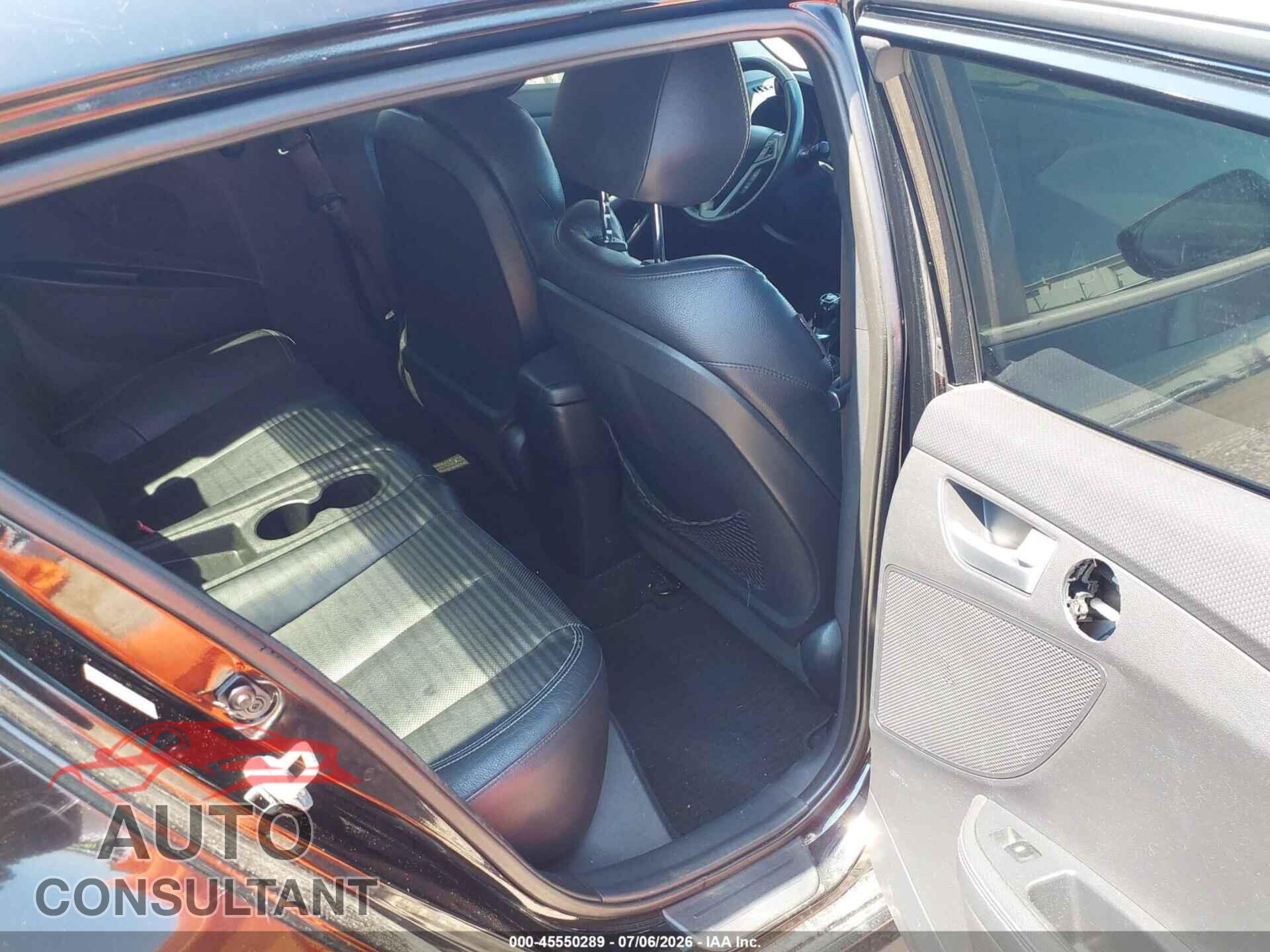 HYUNDAI VELOSTER 2013 - KMHTC6AE5DU147572
