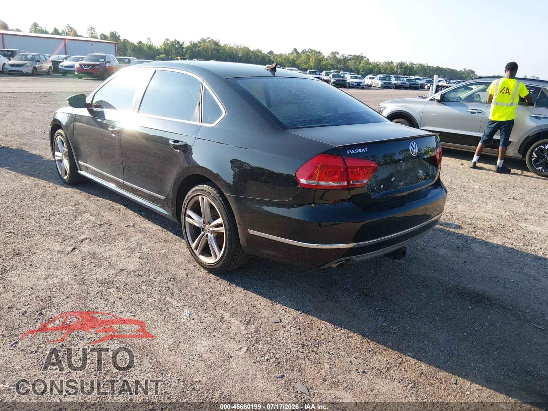 VOLKSWAGEN PASSAT 2012 - 1VWCN7A39CC083587