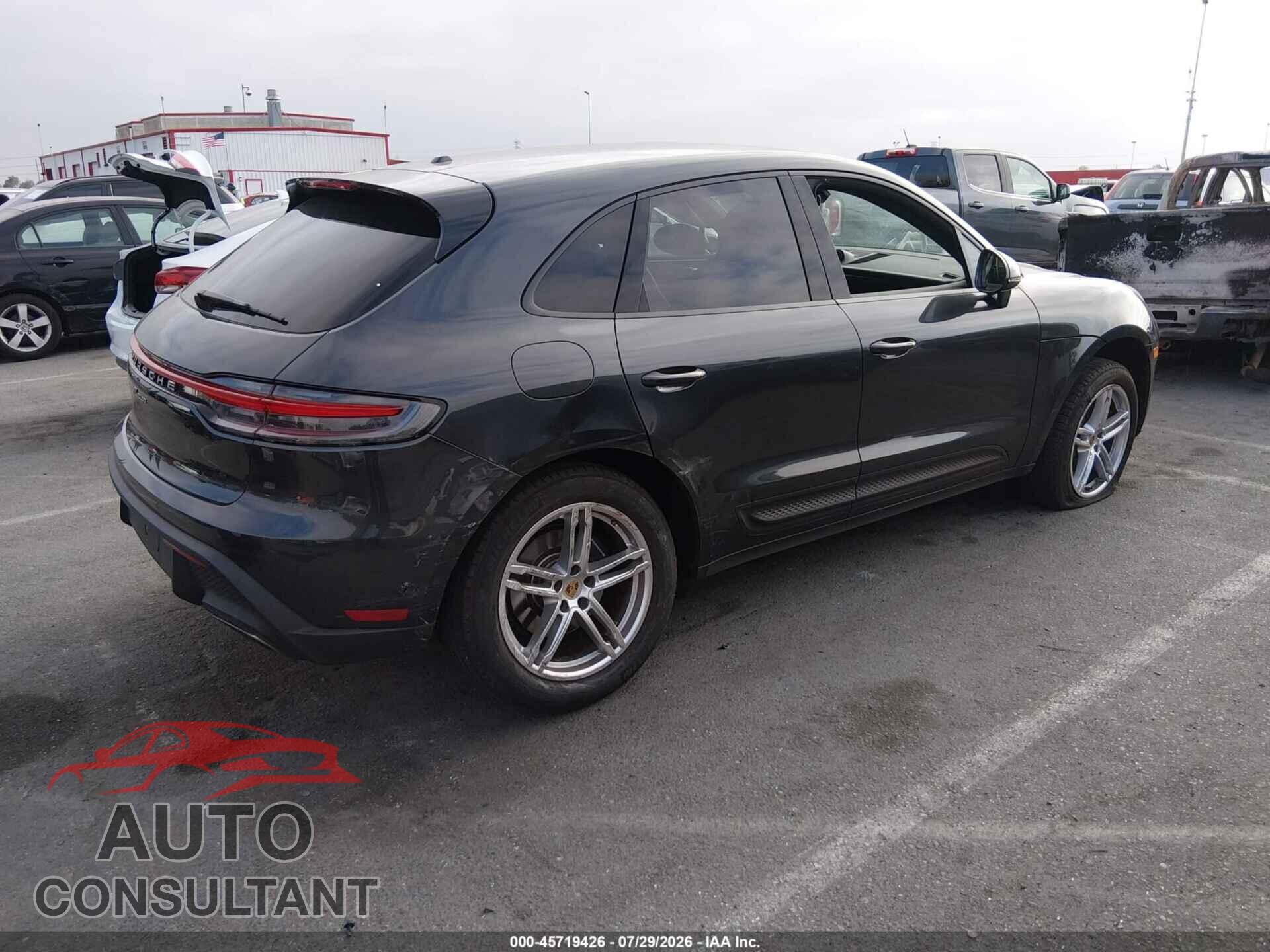 PORSCHE MACAN 2024 - WP1AA2A58RLB17553
