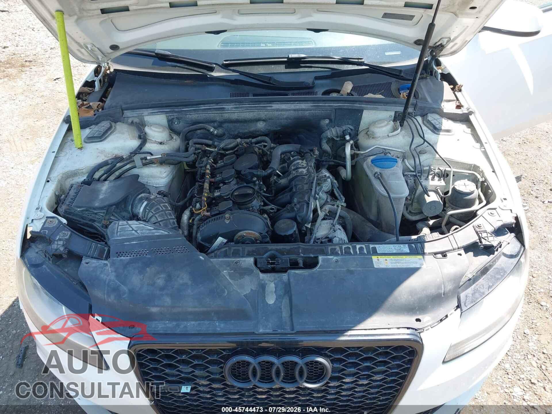 AUDI A4 2012 - WAUBFAFLXCA114100