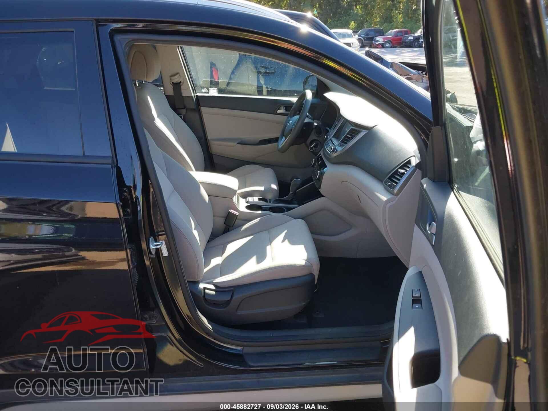 HYUNDAI TUCSON 2018 - KM8J3CA45JU751096