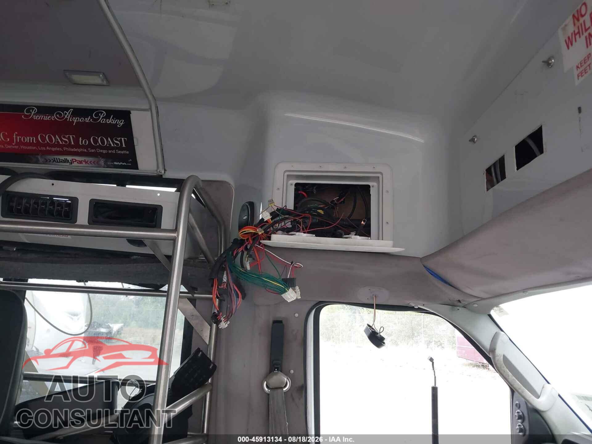 FORD E-350 CUTAWAY 2011 - 1FDEE3FS3BDA14872