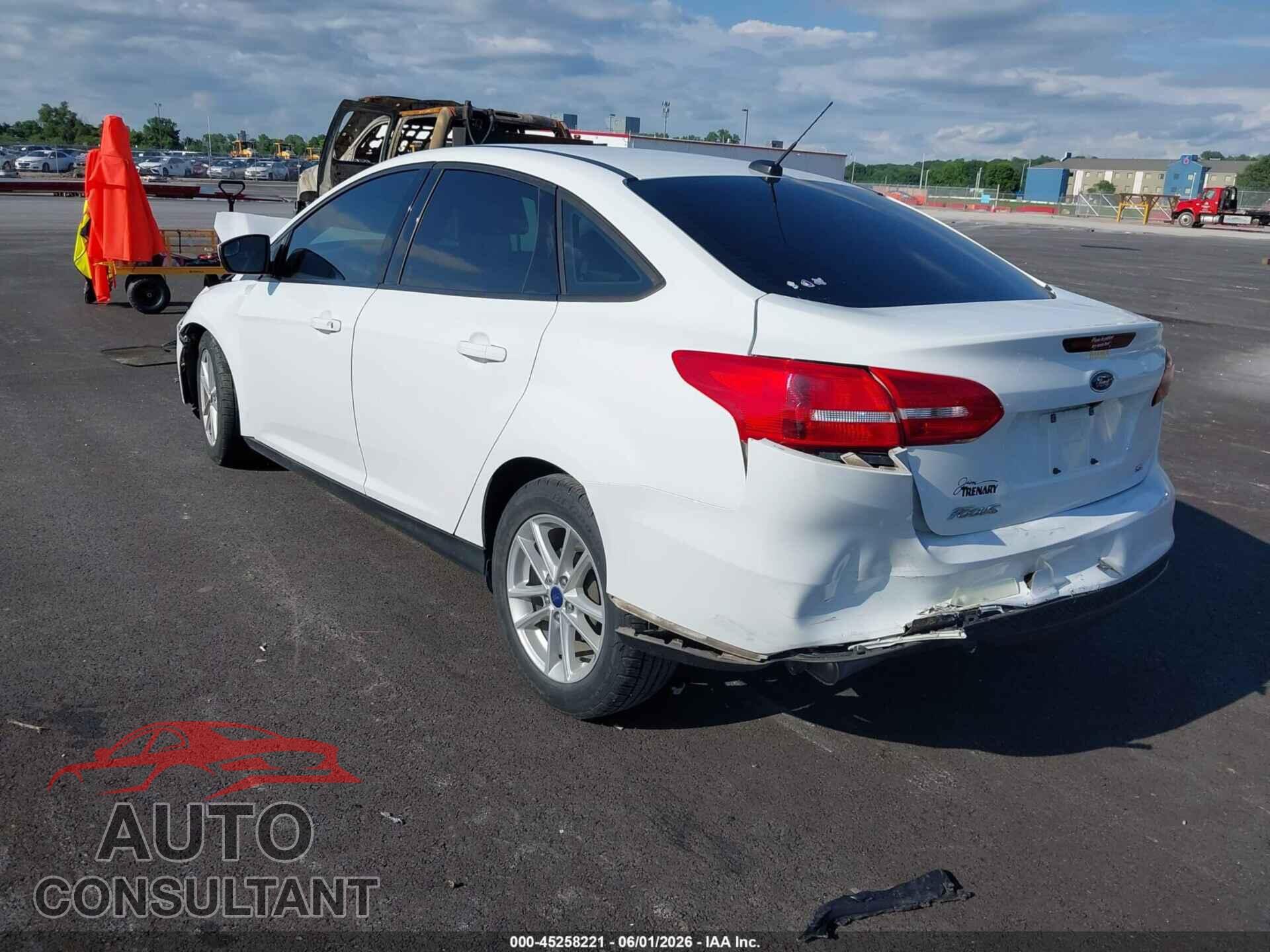FORD FOCUS 2018 - 1FADP3F27JL269786