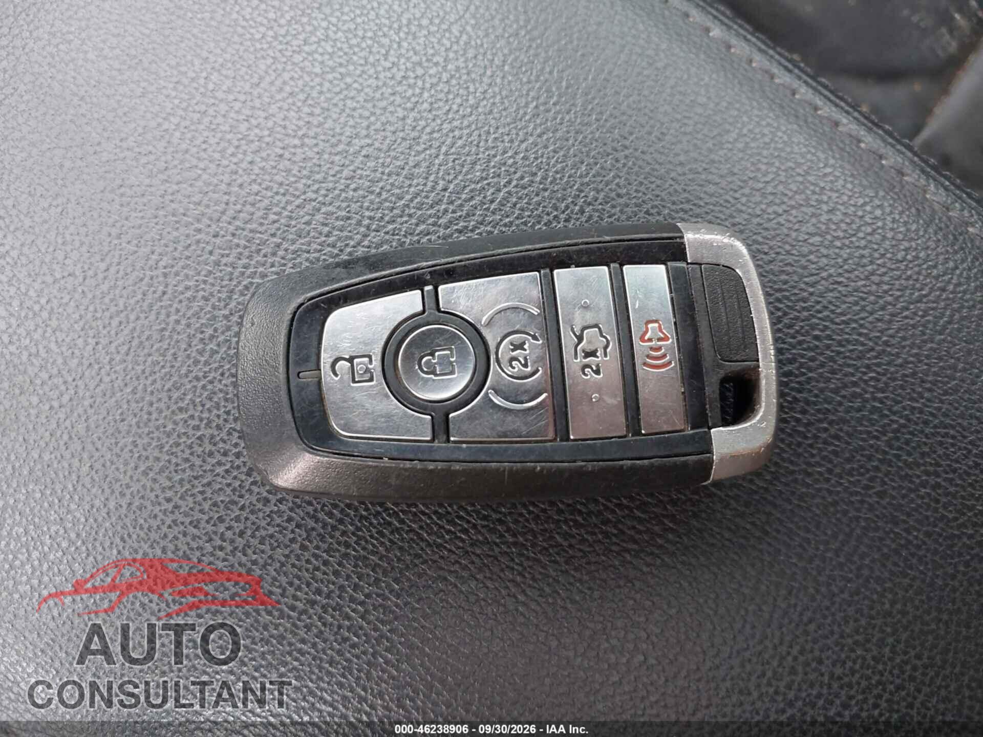 FORD EXPLORER 2018 - 1FM5K7D86JGB39577