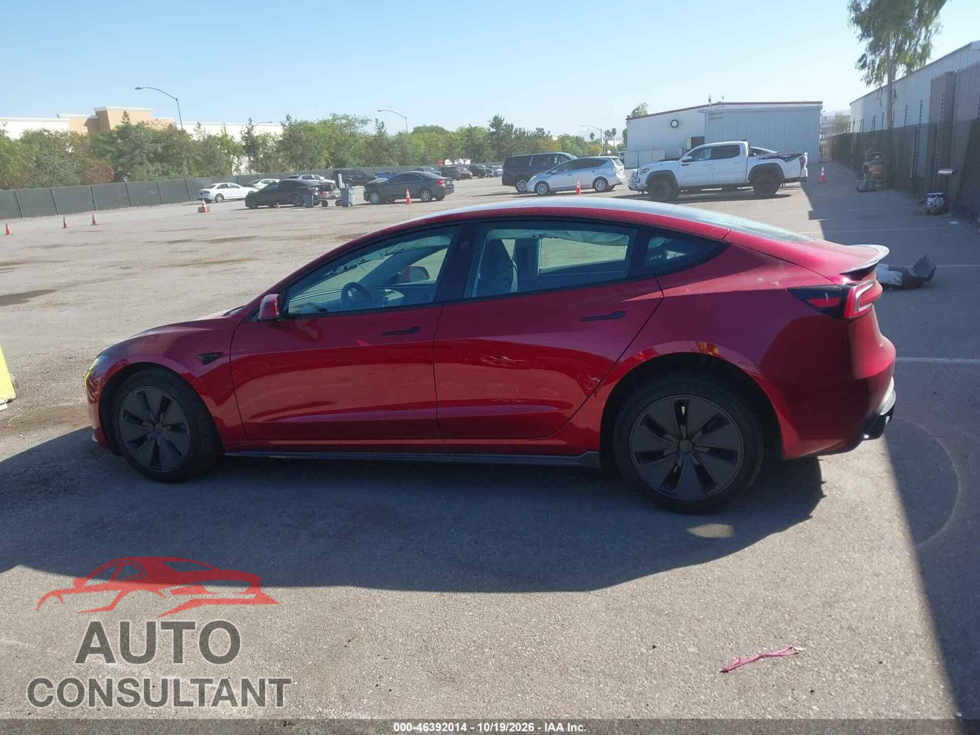 TESLA MODEL 3 2025 - 5YJ3E1EA1SF008229