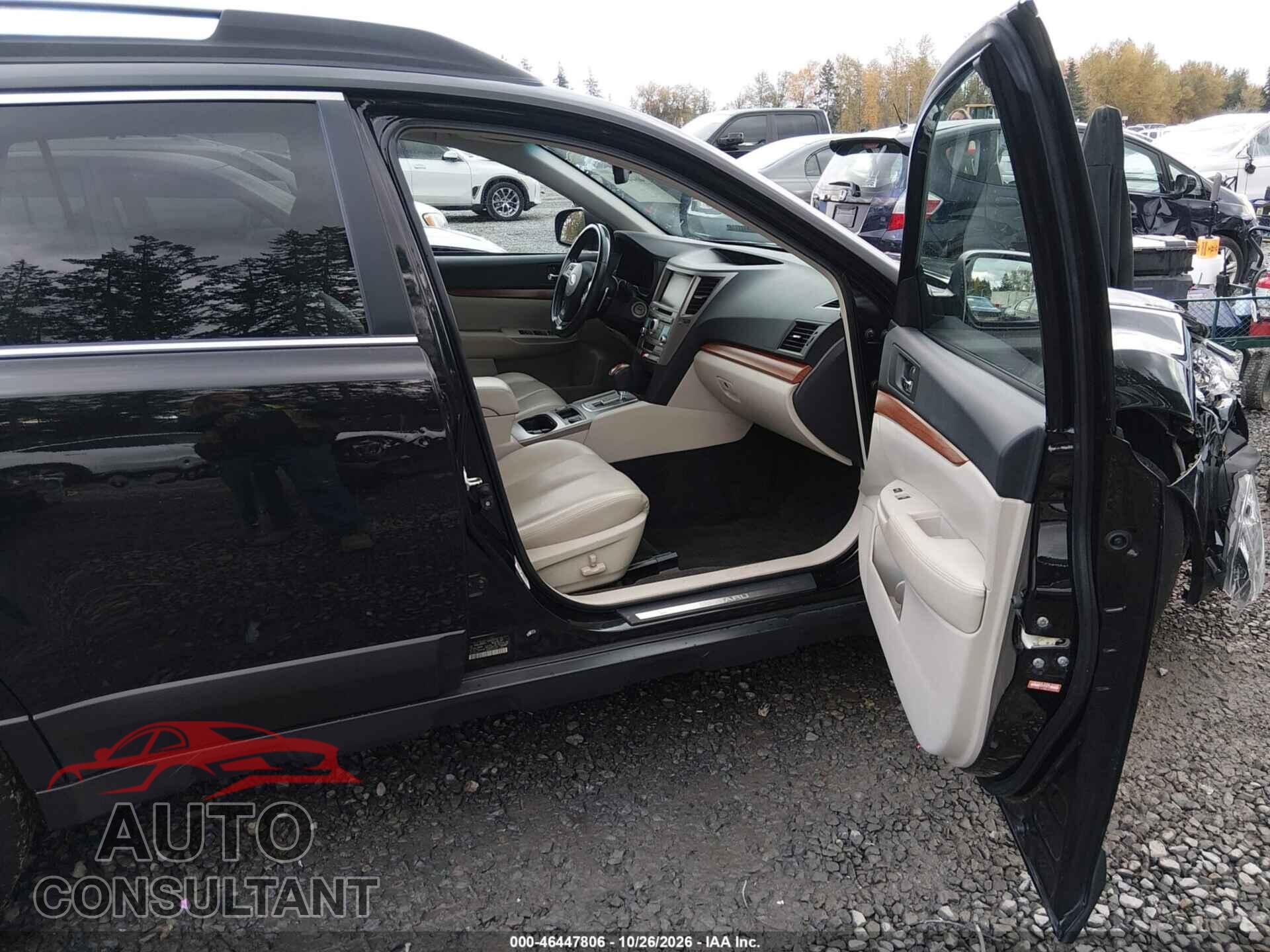 SUBARU OUTBACK 2013 - 4S4BRBLC5D3264119