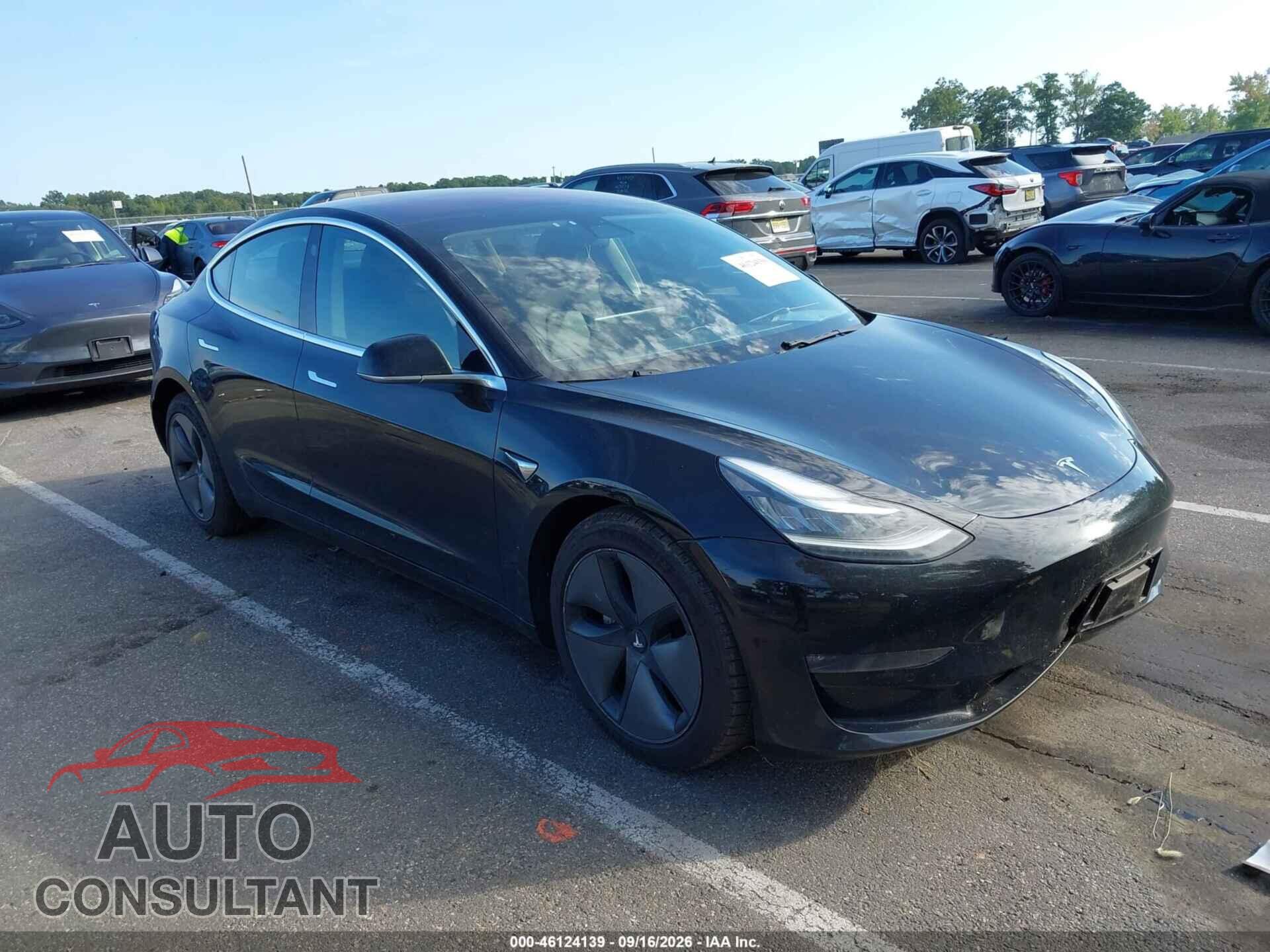 TESLA MODEL 3 2018 - 5YJ3E1EB9JF064121