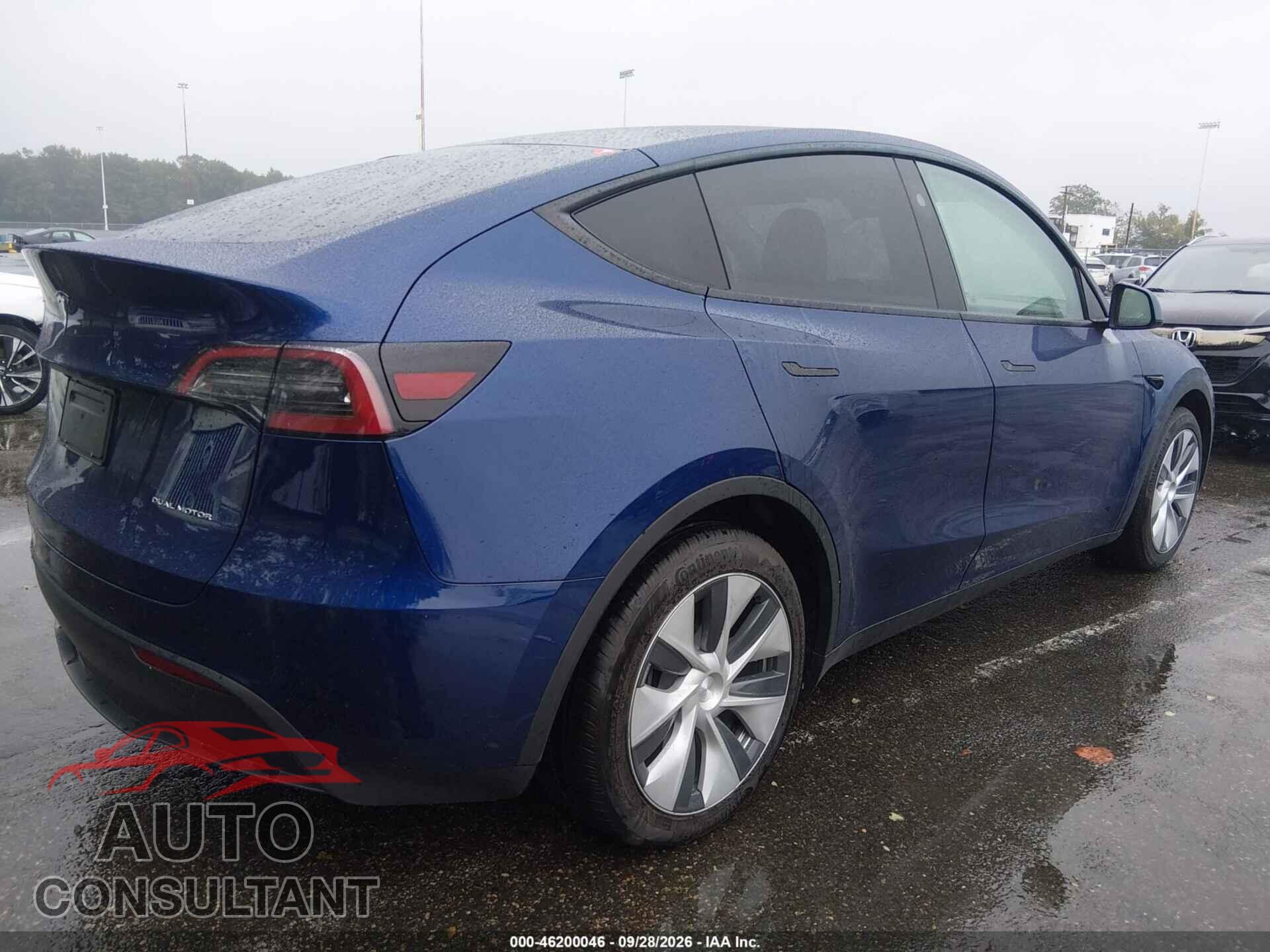 TESLA MODEL Y 2024 - 7SAYGDEE2RF031861