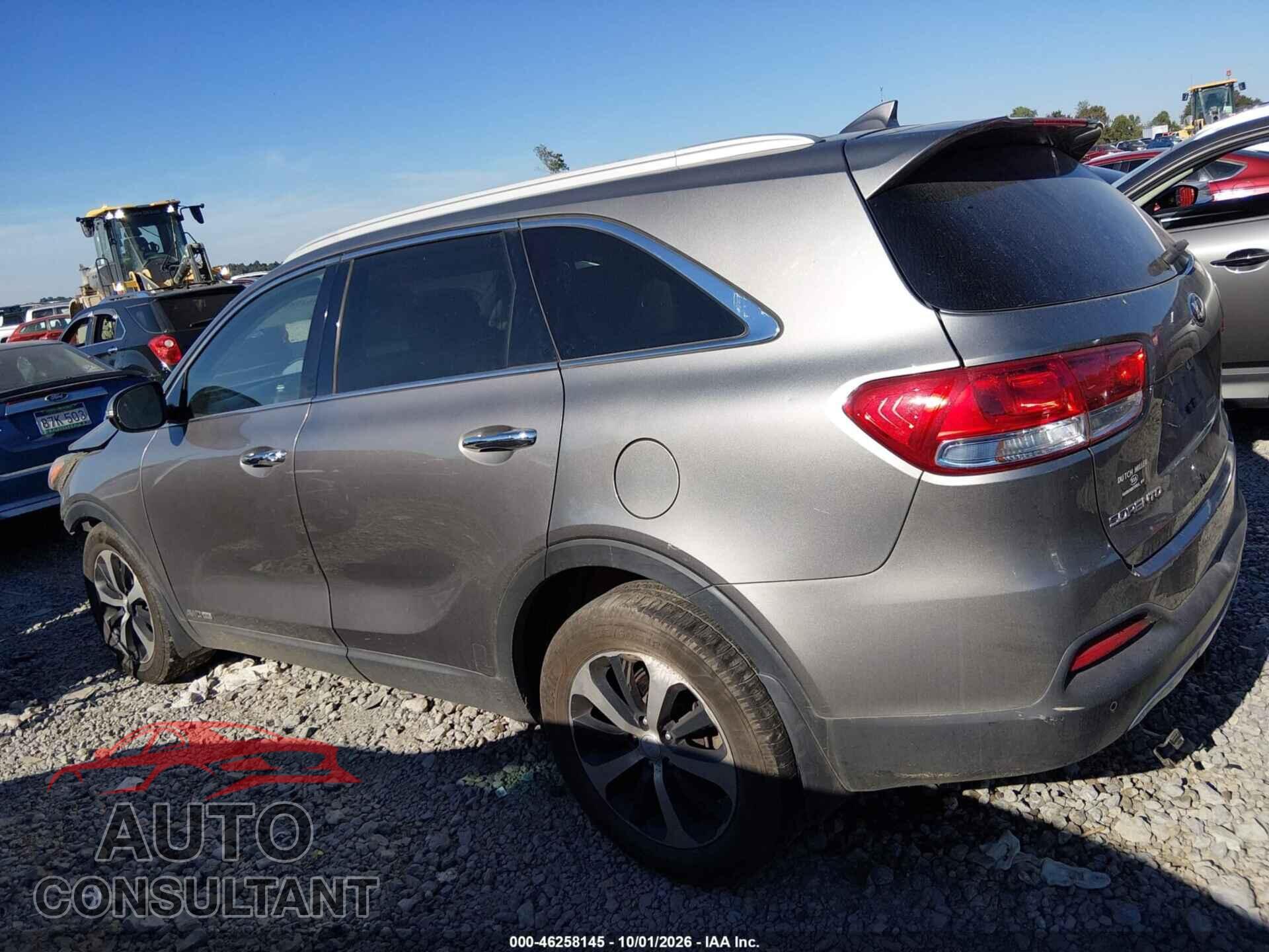 KIA SORENTO 2017 - 5XYPHDA55HG302494