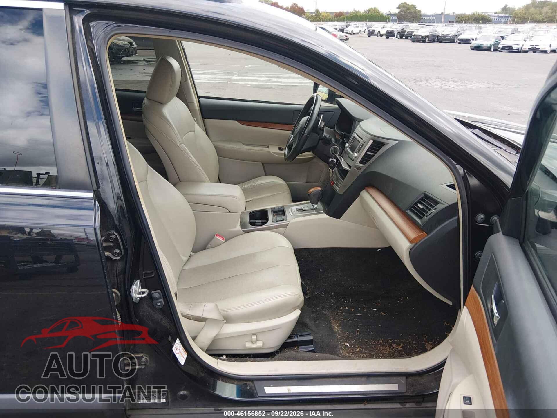 SUBARU OUTBACK 2013 - 4S4BRBKC8D3290814
