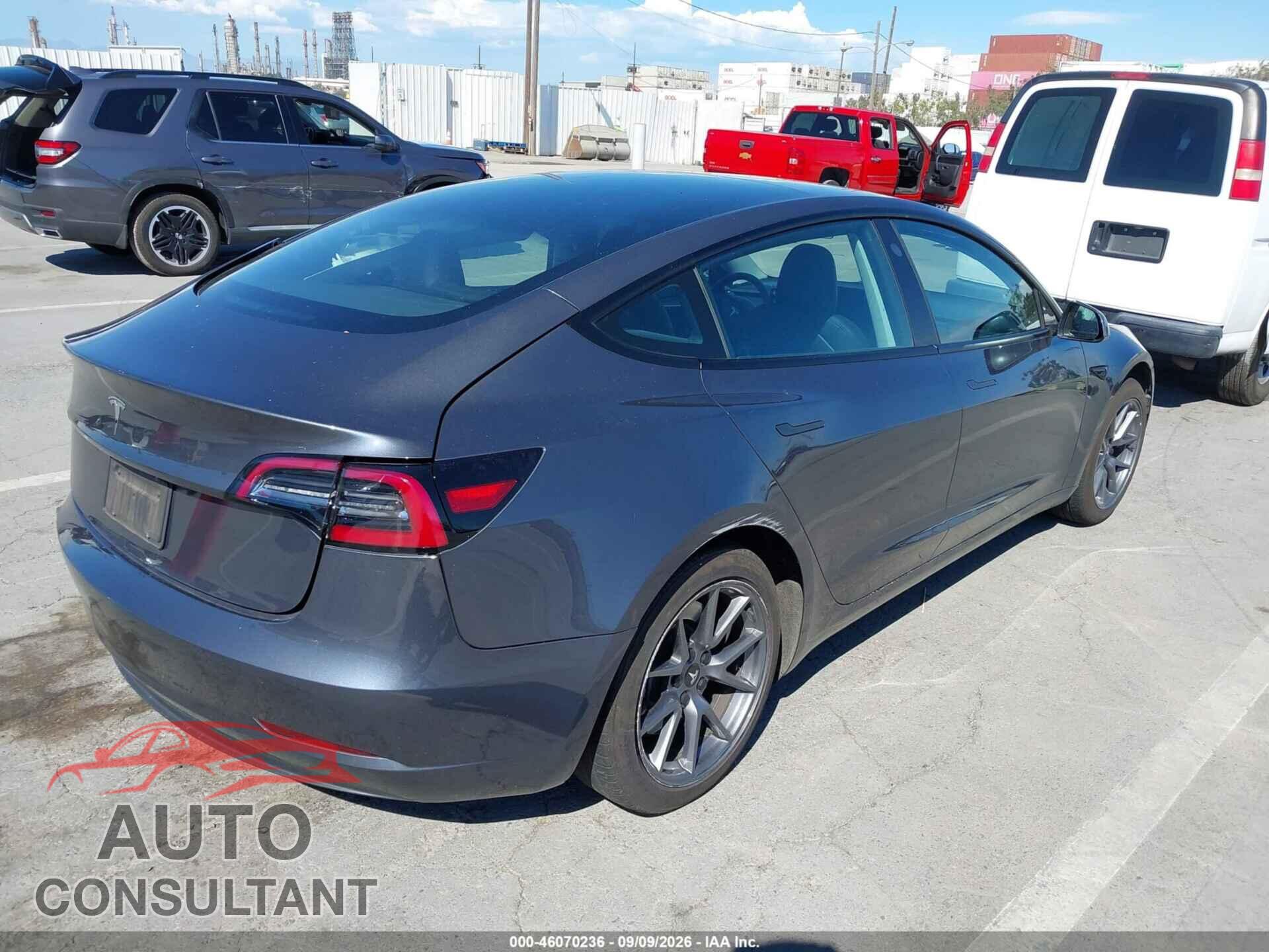 TESLA MODEL 3 2023 - 5YJ3E1EA2PF425835
