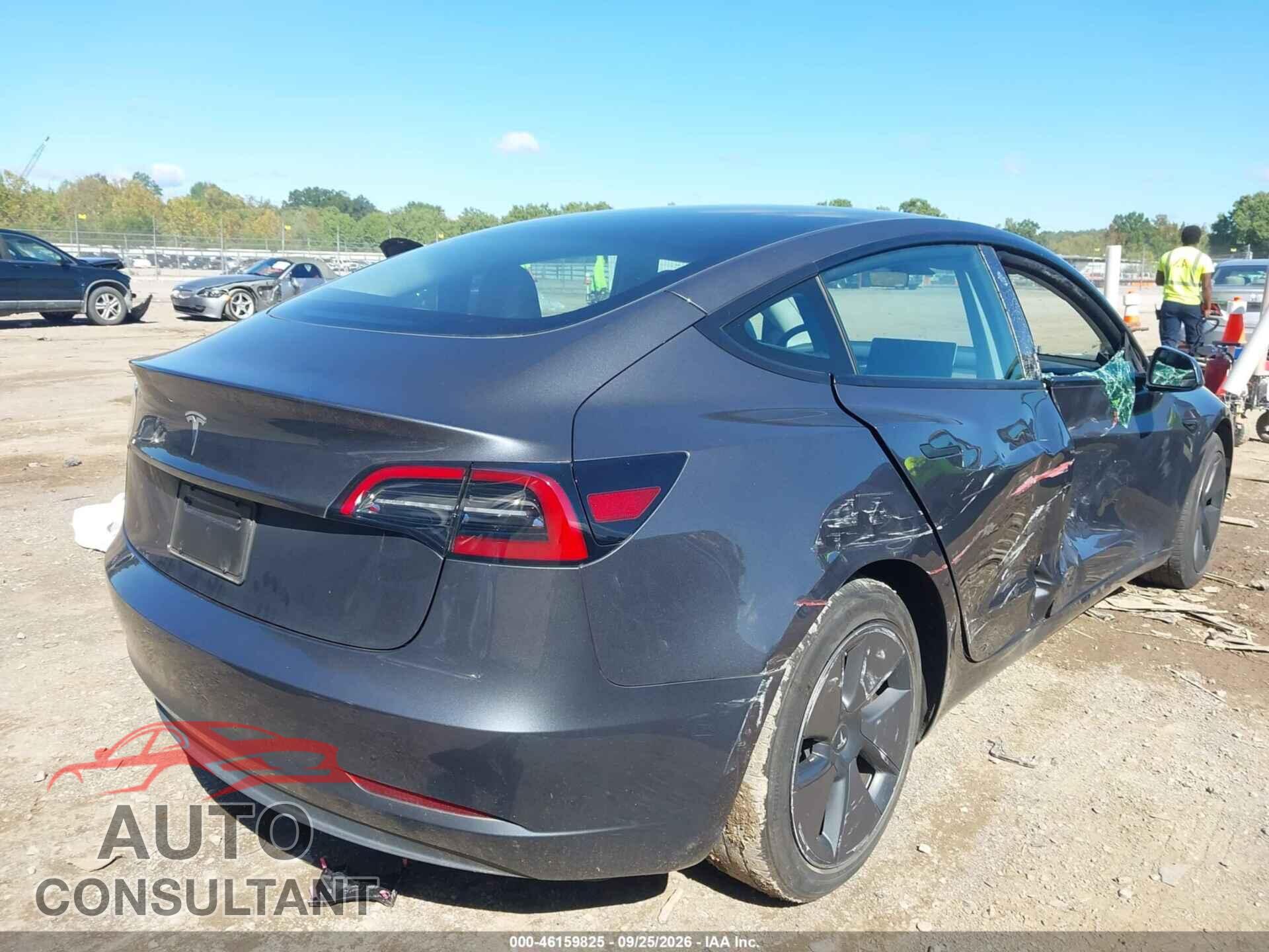 TESLA MODEL 3 2023 - 5YJ3E1EA3PF671745