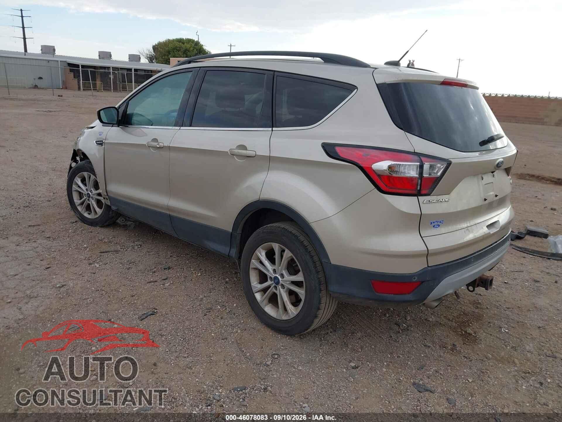 FORD ESCAPE 2017 - 1FMCU0G91HUE34370