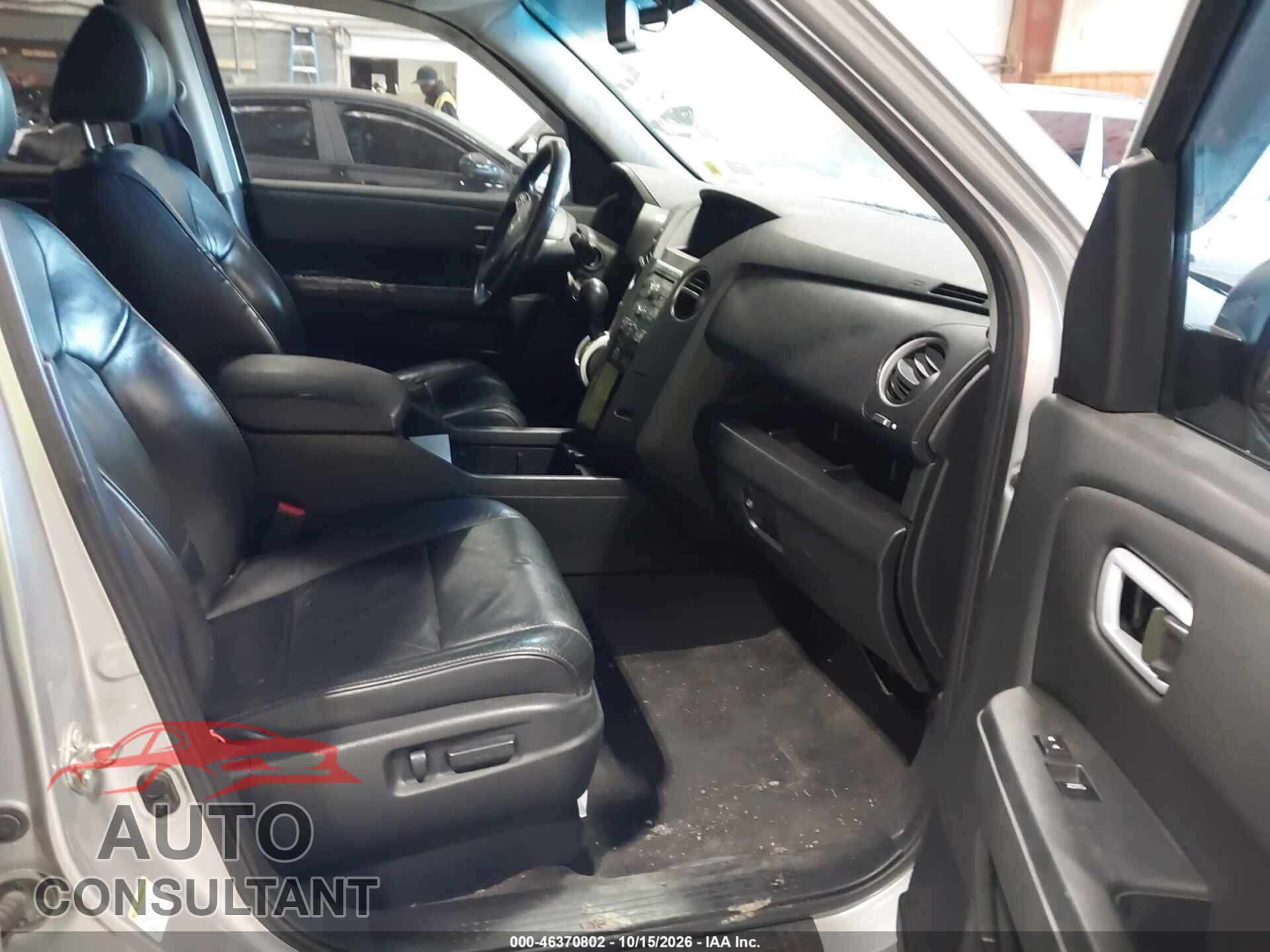 HONDA PILOT 2011 - 5FNYF4H51BB054341