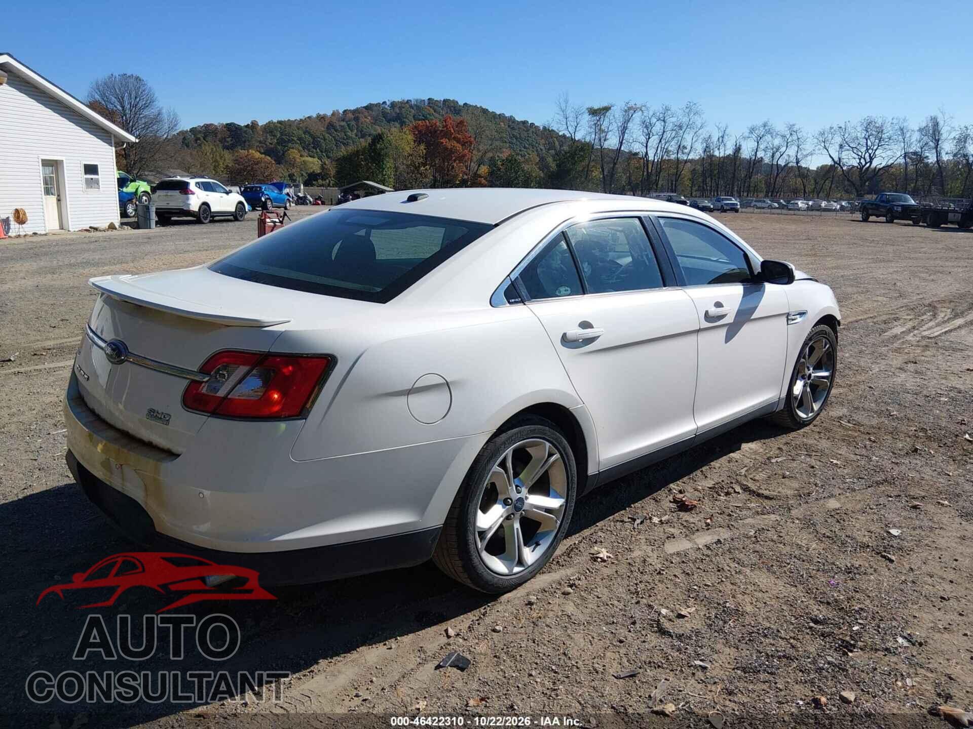 FORD TAURUS 2010 - 1FAHP2KT8AG125991