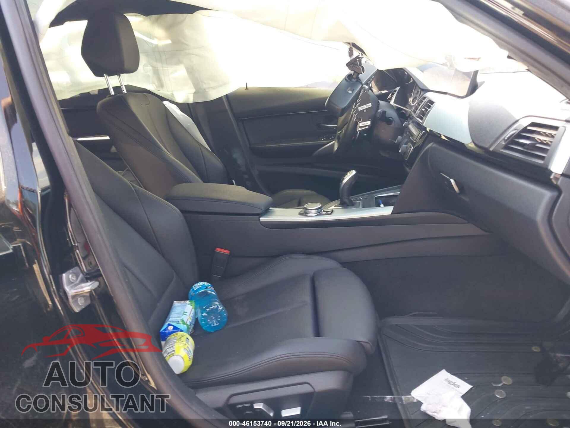 BMW 328I 2016 - WBA8E3G57GNU01255