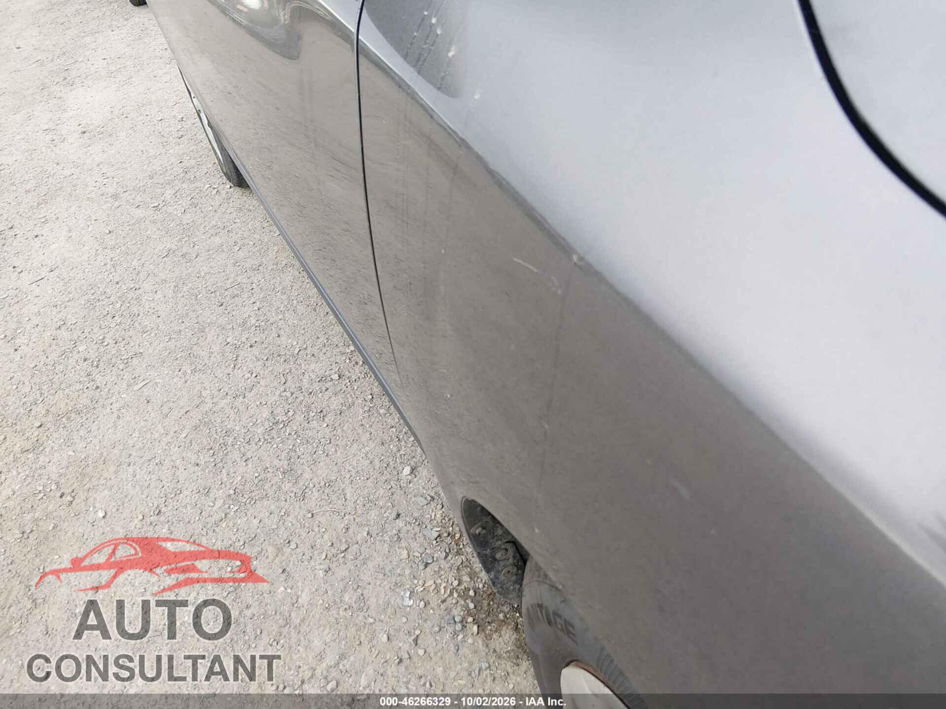 TOYOTA COROLLA 2010 - JTDBU4EEXAJ080976