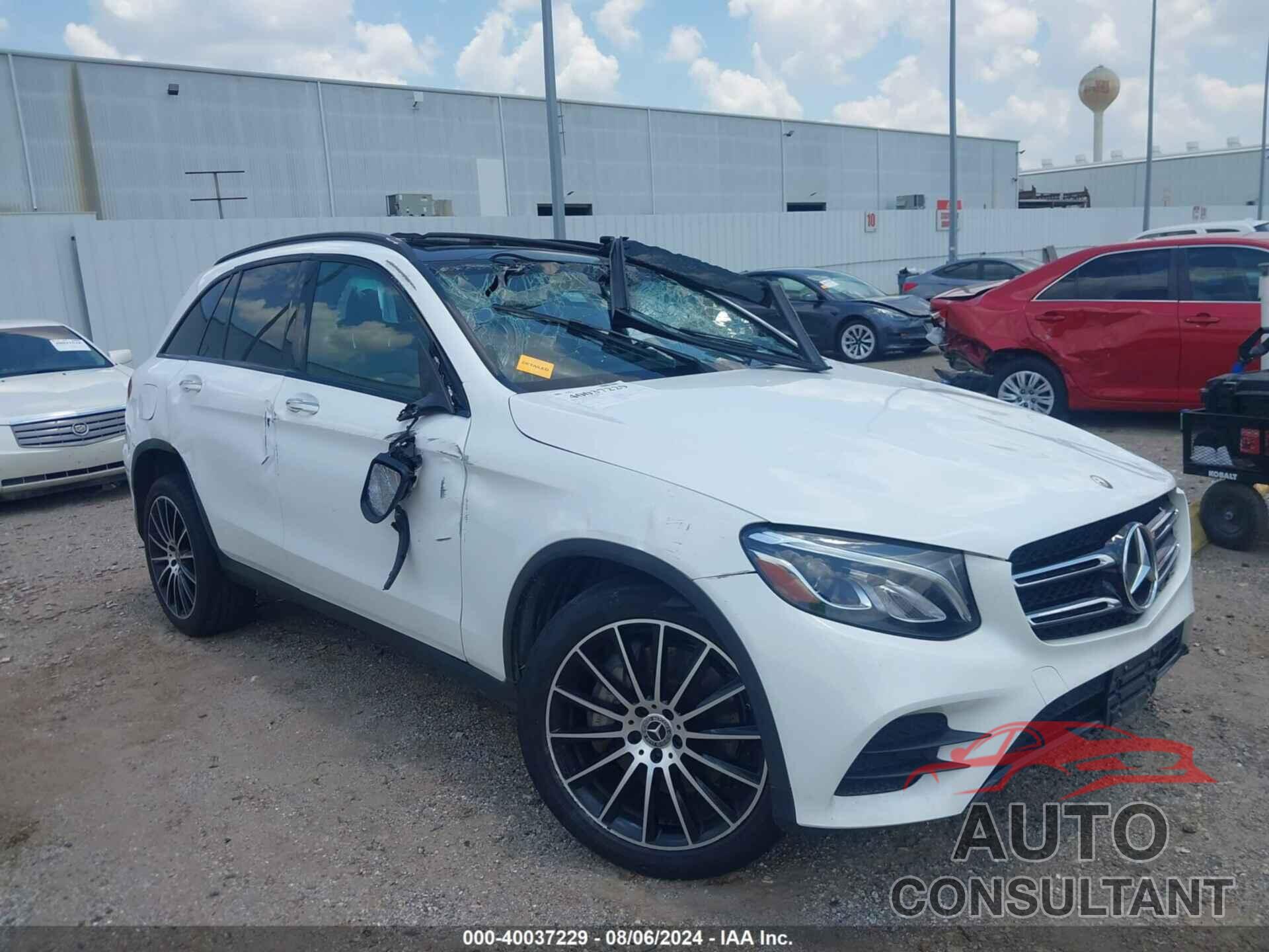 MERCEDES-BENZ GLC 300 2019 - WDC0G4JB4KV184071