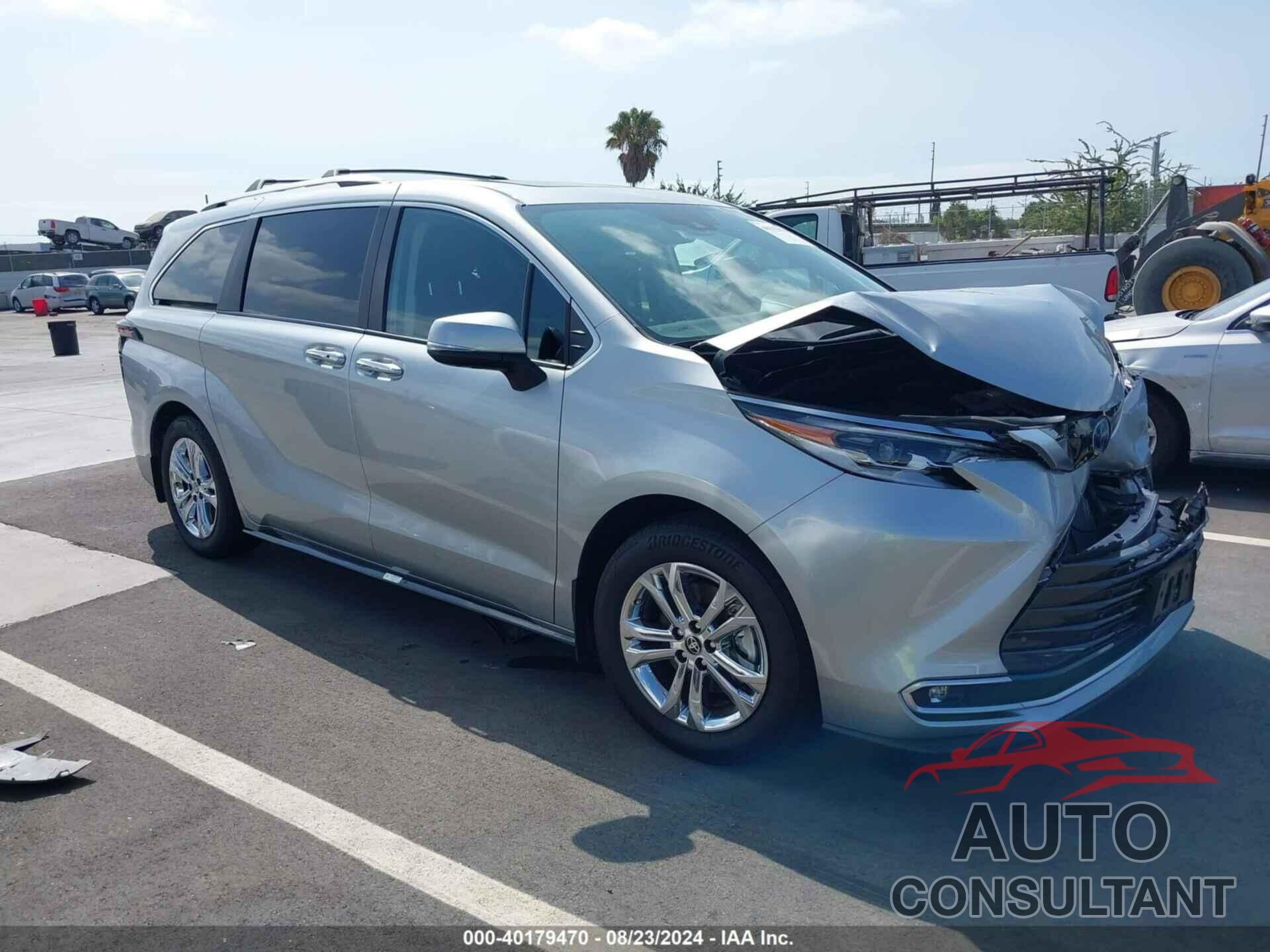 TOYOTA SIENNA 2023 - 5TDESKFC1PS104467